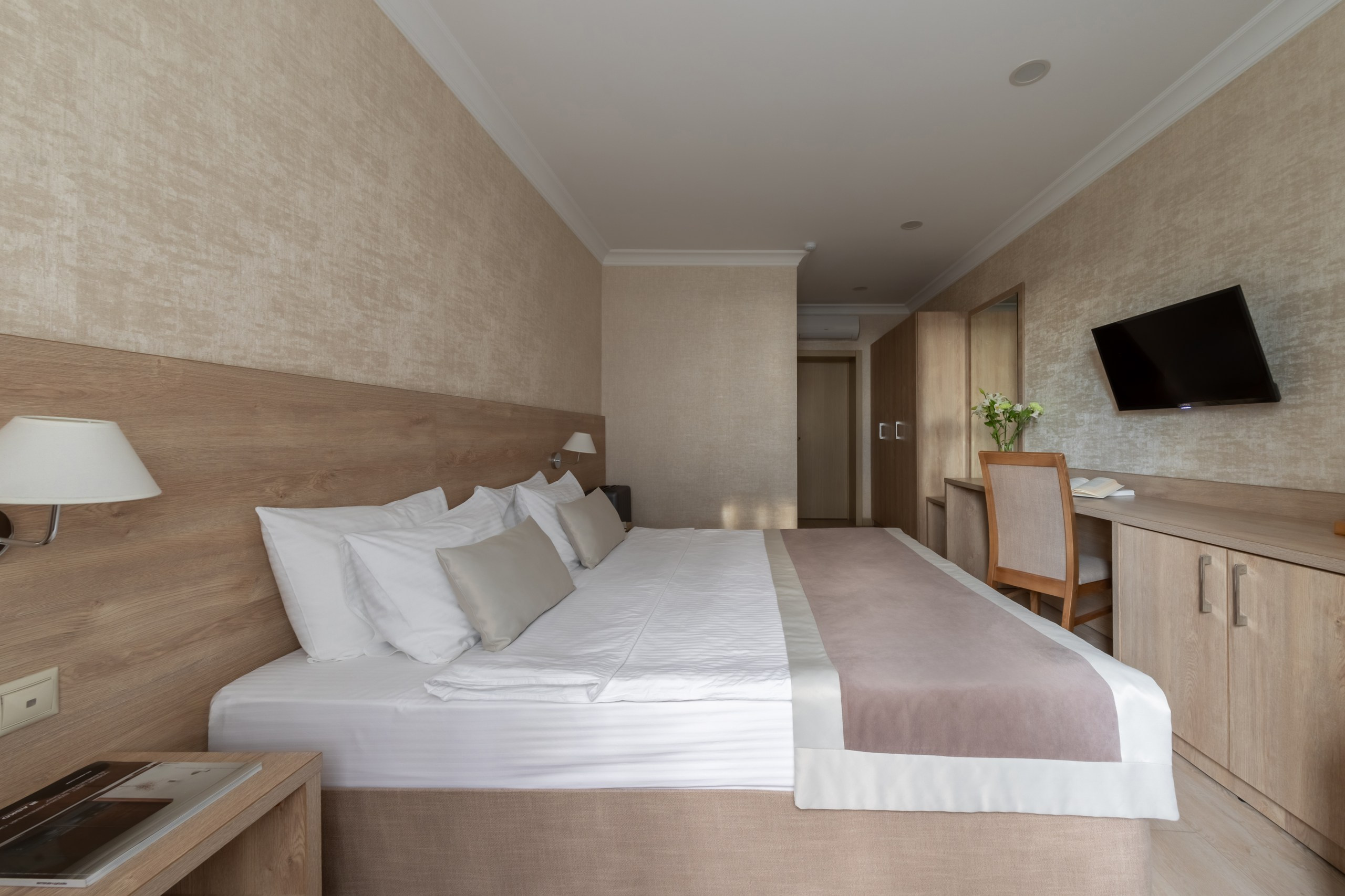 Фотосъёмка отель Диона Геленджик — интерьерный фотограф Евгений Суковатых