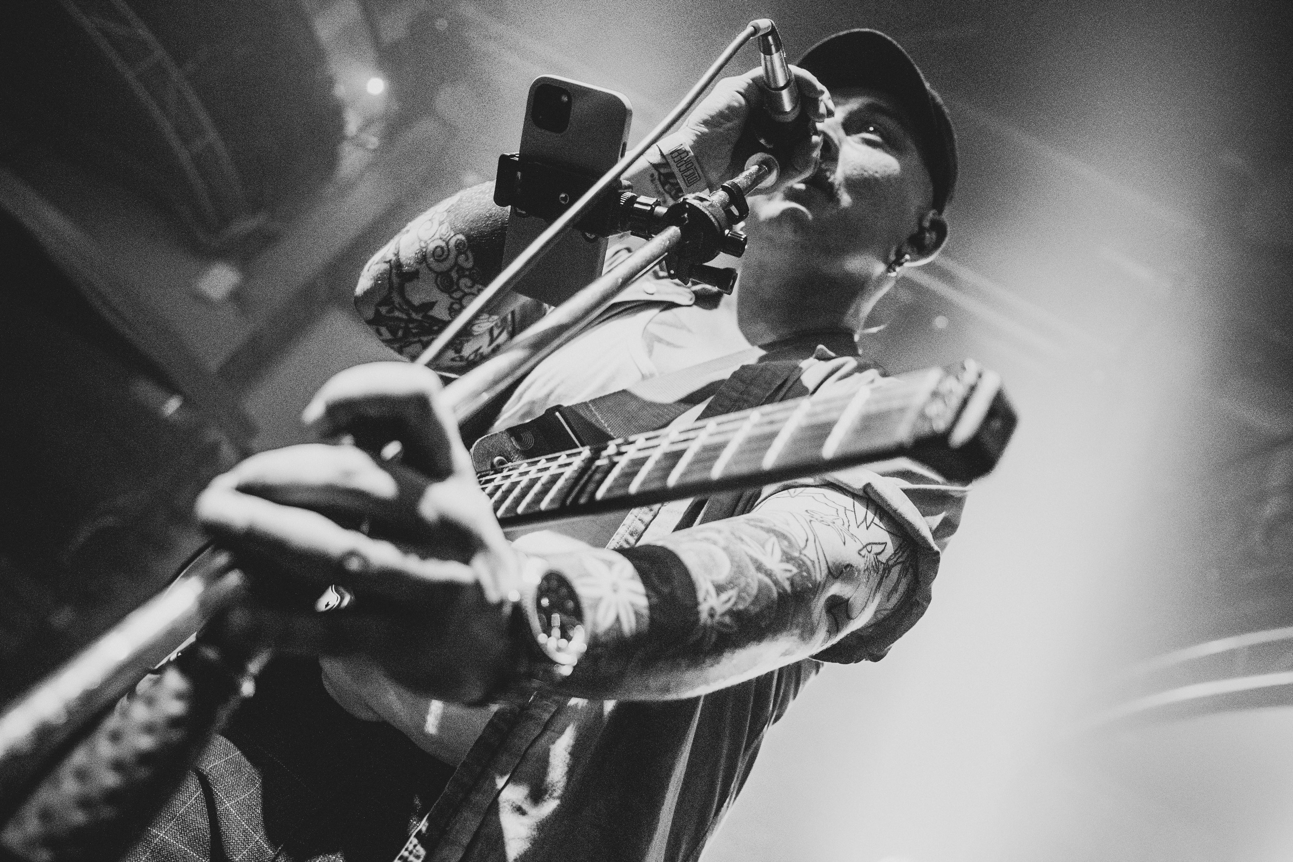 Дэммит Томаз. Фотограф для музыкантов, фотограф на концерт, концертный фотограф, съемка концерта, бэкстейдж фотограф