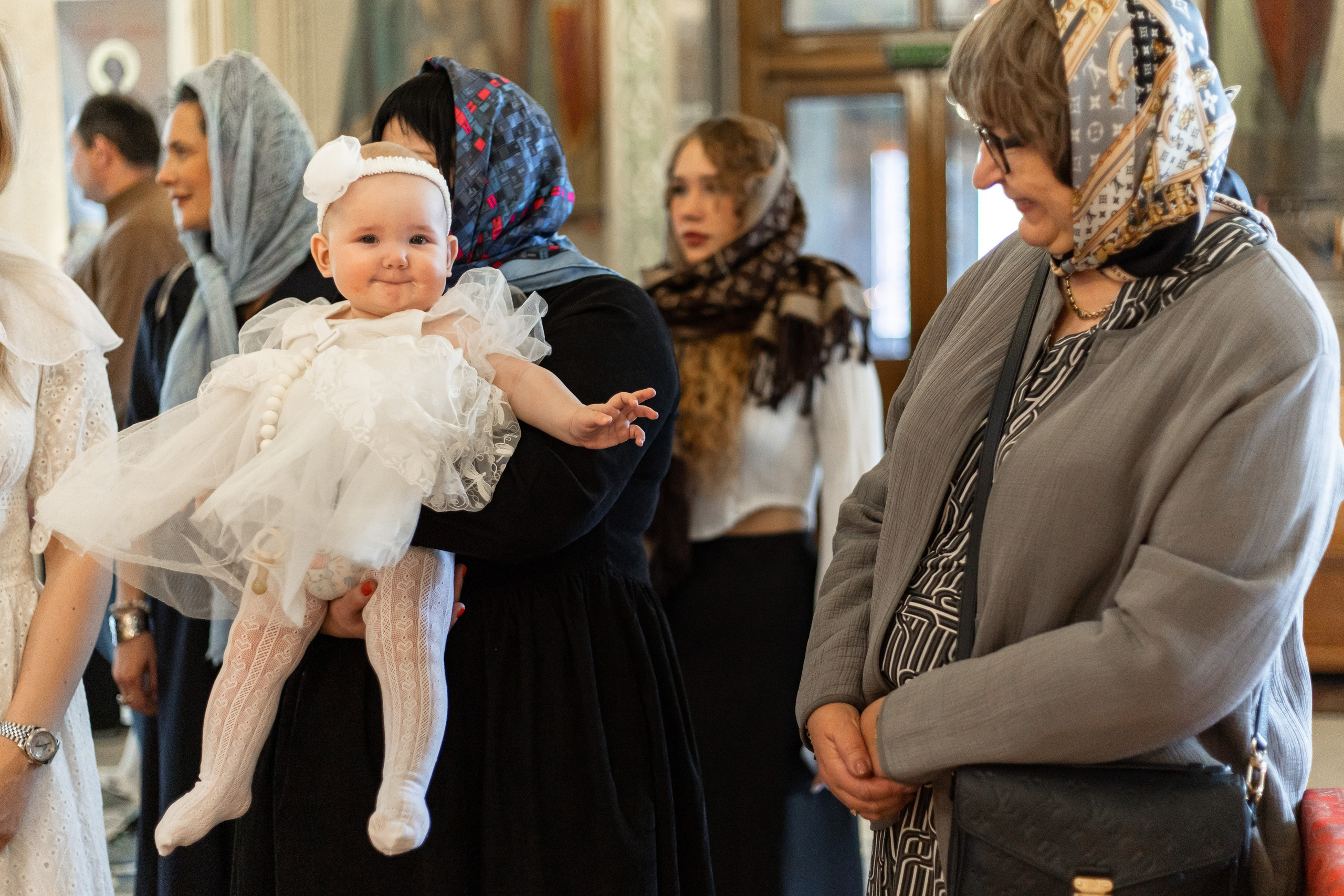 Крещение в Храме Веры, Надежды, Любови и матери их Софии. Профессиональный фотограф в Москве и Мо Мария Шантарёва