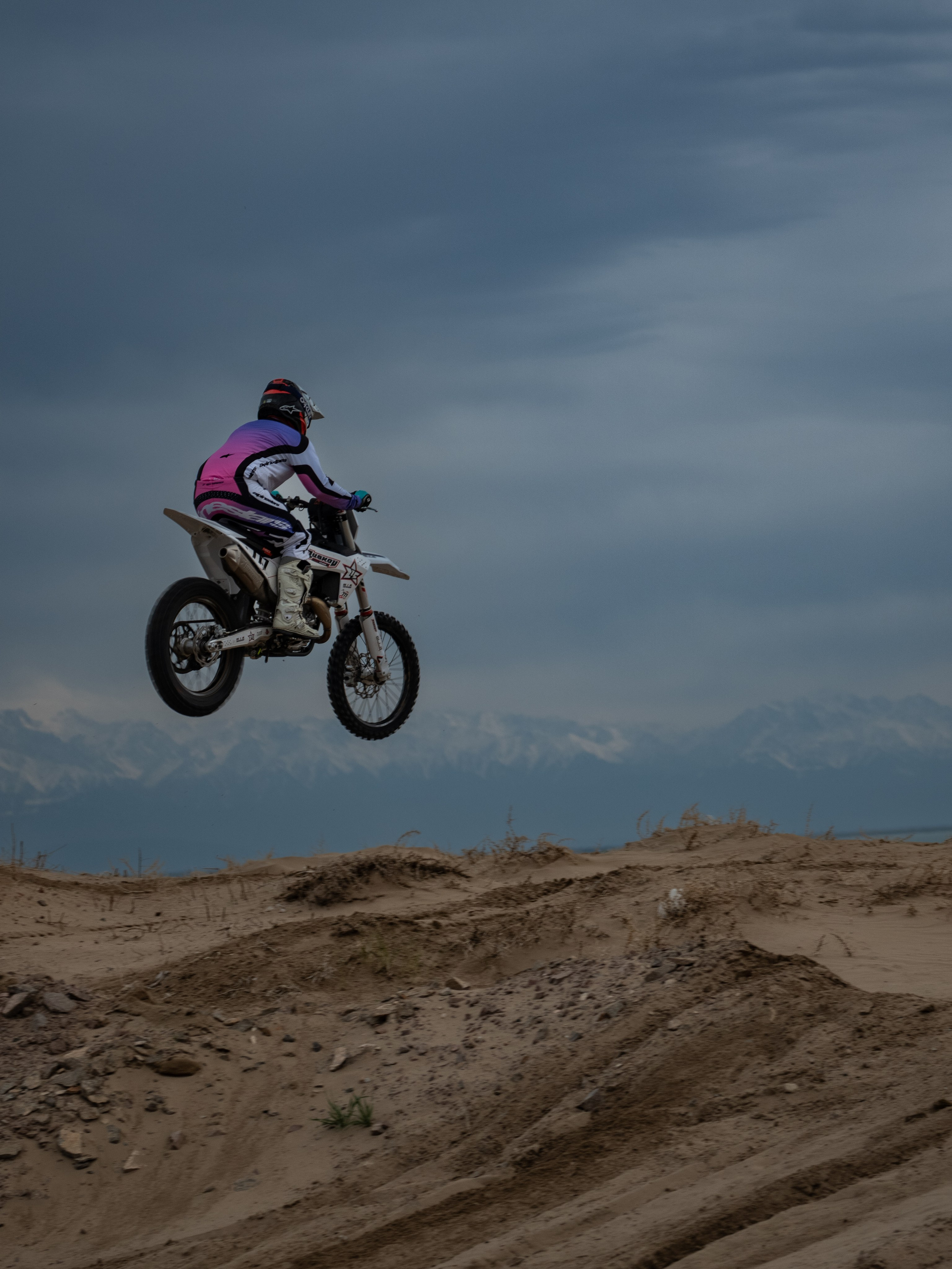 Bike. Сайт Алматинского НЮ АРТ, будуар и фэшн фотографа Дениса Карпенко