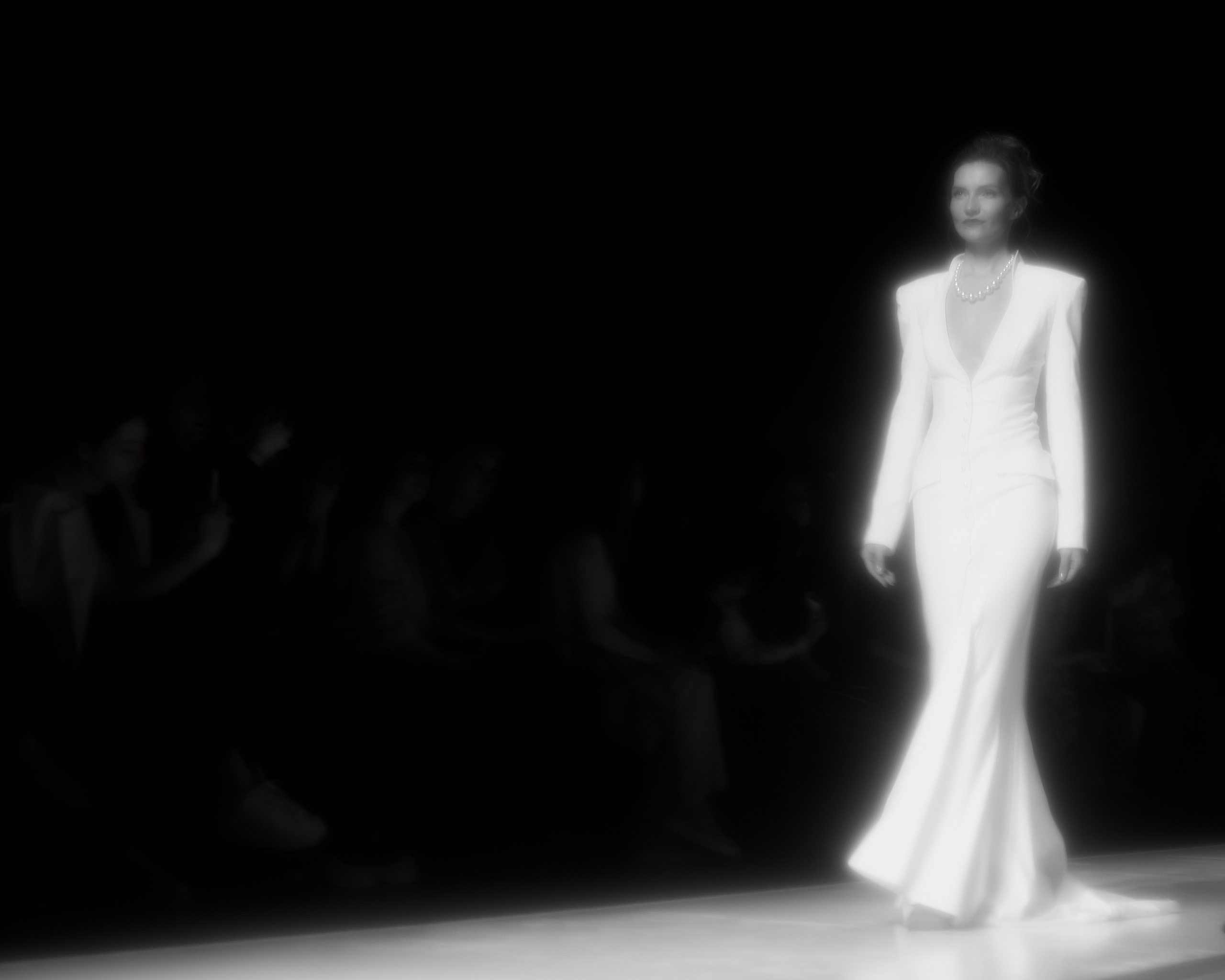 Неделя Моды в Москве Октябрь 2024 (Черно-белый). Фотограф в Мурманске Оксана Черноморец