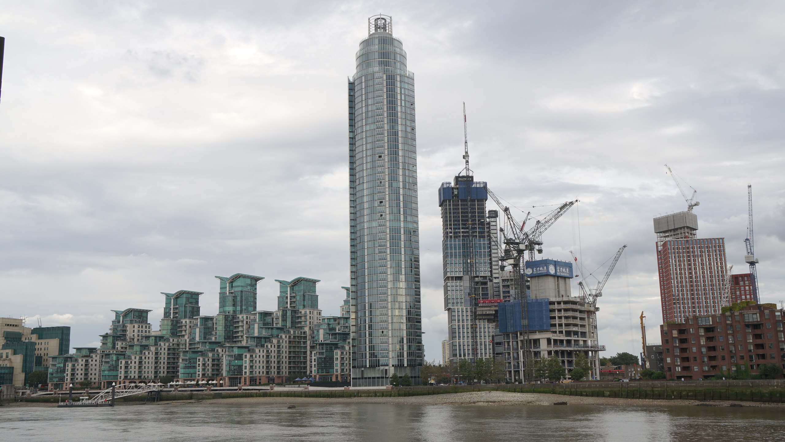 Небоскребы (Shard, Sky Garden). 35 мм
