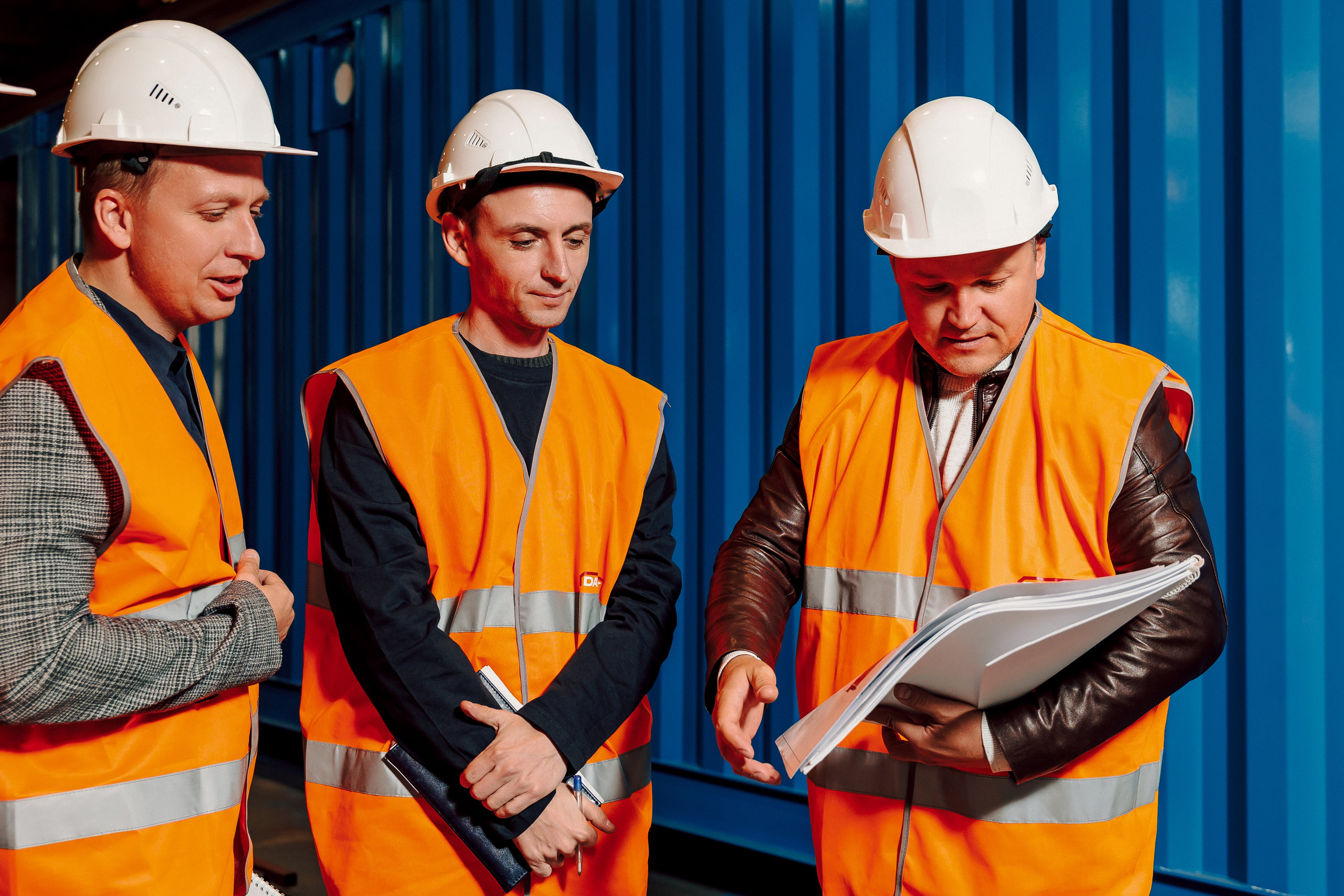 Datark — Совещание и производство. Лёшка Варзегов — фотограф