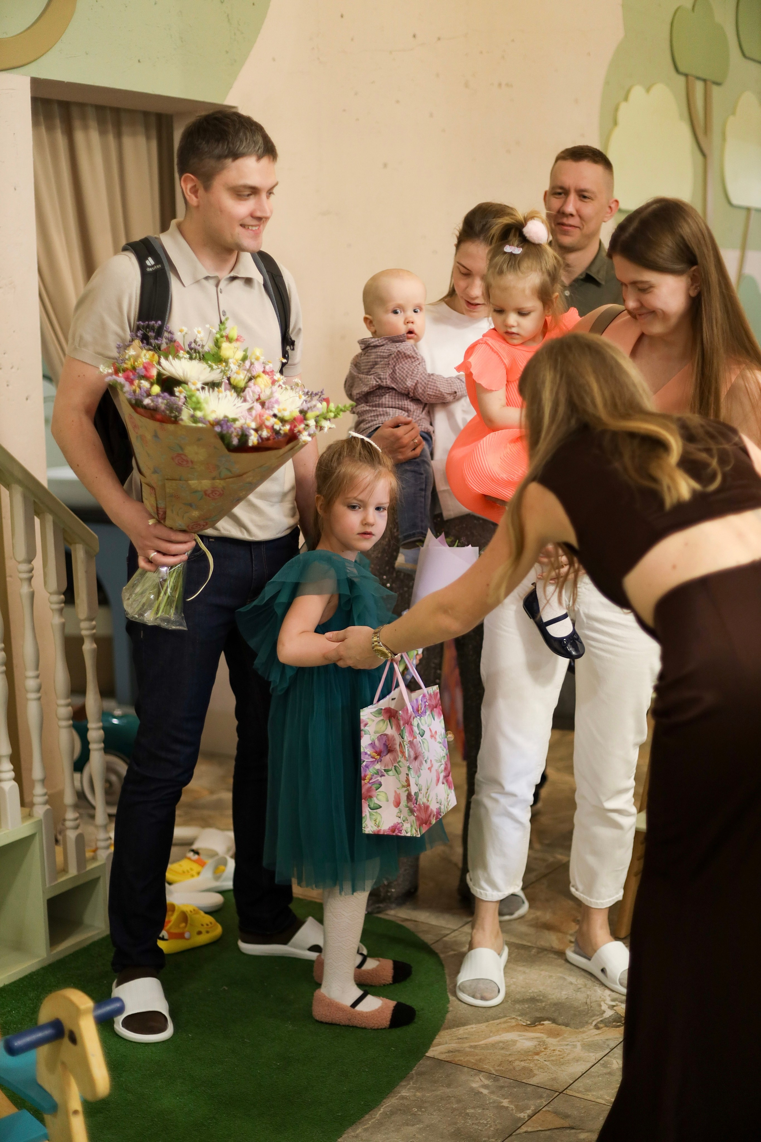 День Рождение Алисы. БАМБИНИ БАР. Главная