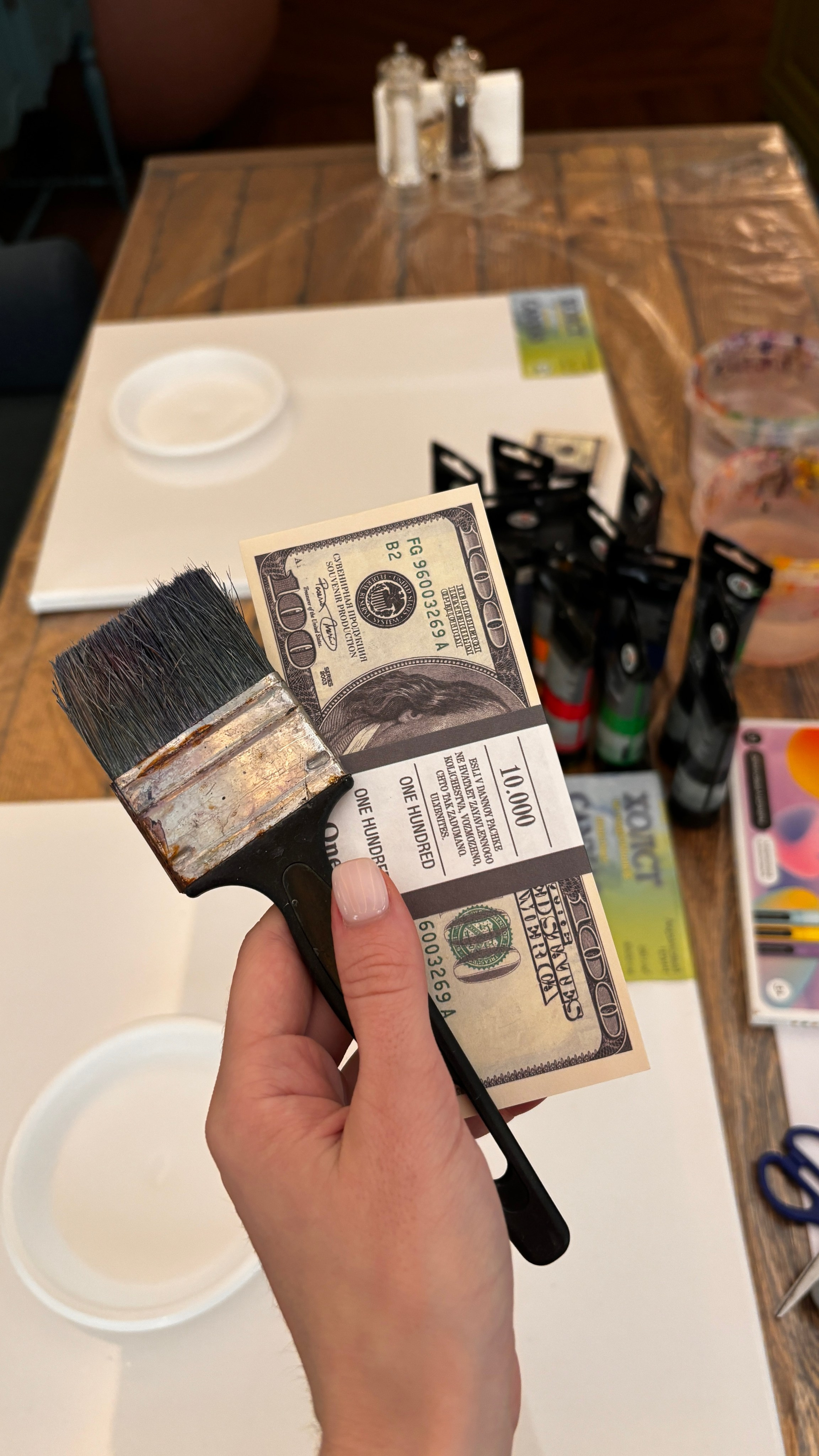 Творческие мастер-классы. ART.KARAS — студия кастомизации одежды и арт-мероприятий