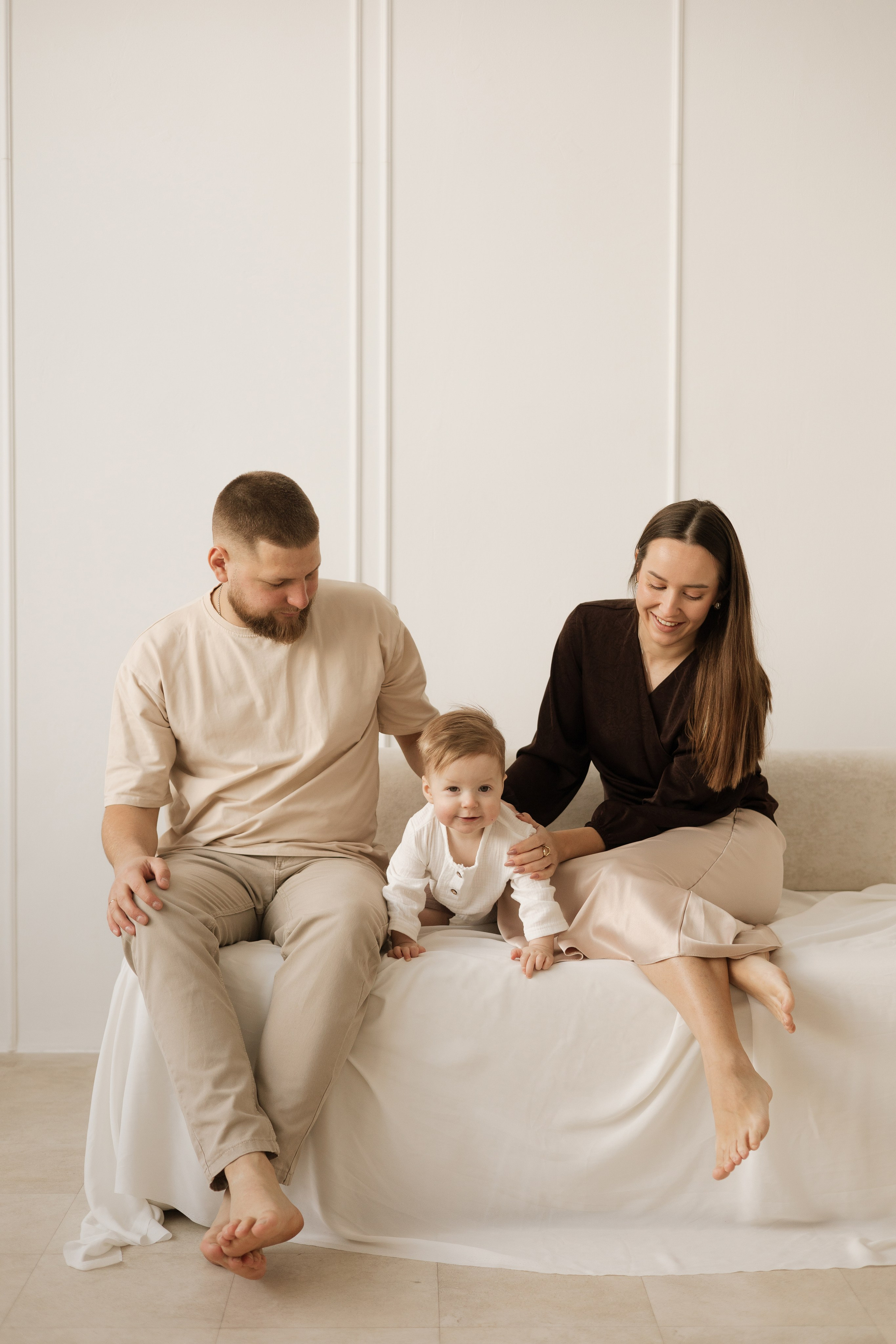 Арсений с мамой и папой. Фотограф в Кемерово Миллер Анна