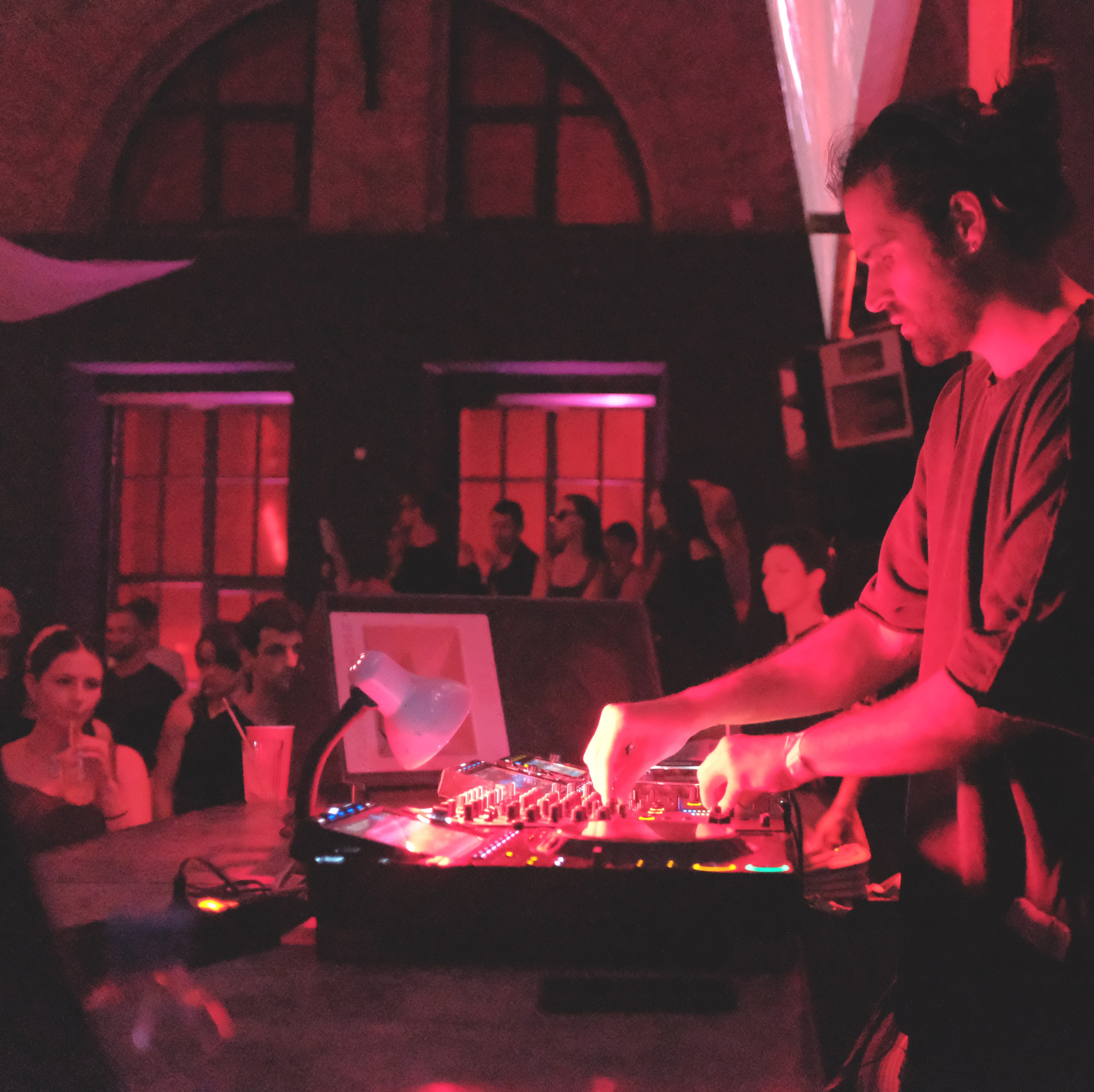 Мир2/16.08.2025. Репортажный фотограф в Санкт-Петербурге Даниил Могута