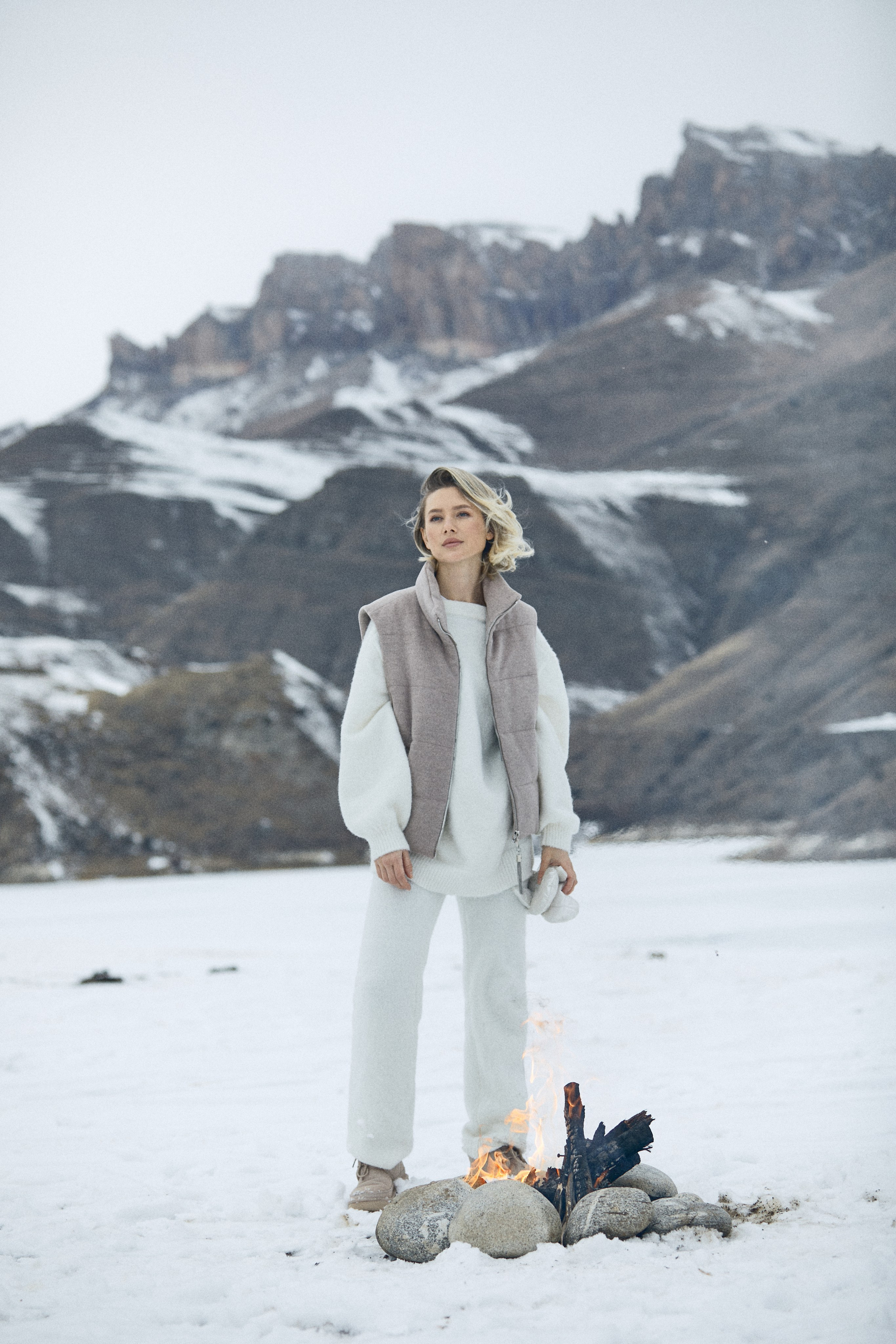 Выездная съемка для бренда одежды. Фотограф Продюсер в горах КБР / Москва  Нальчик Горы