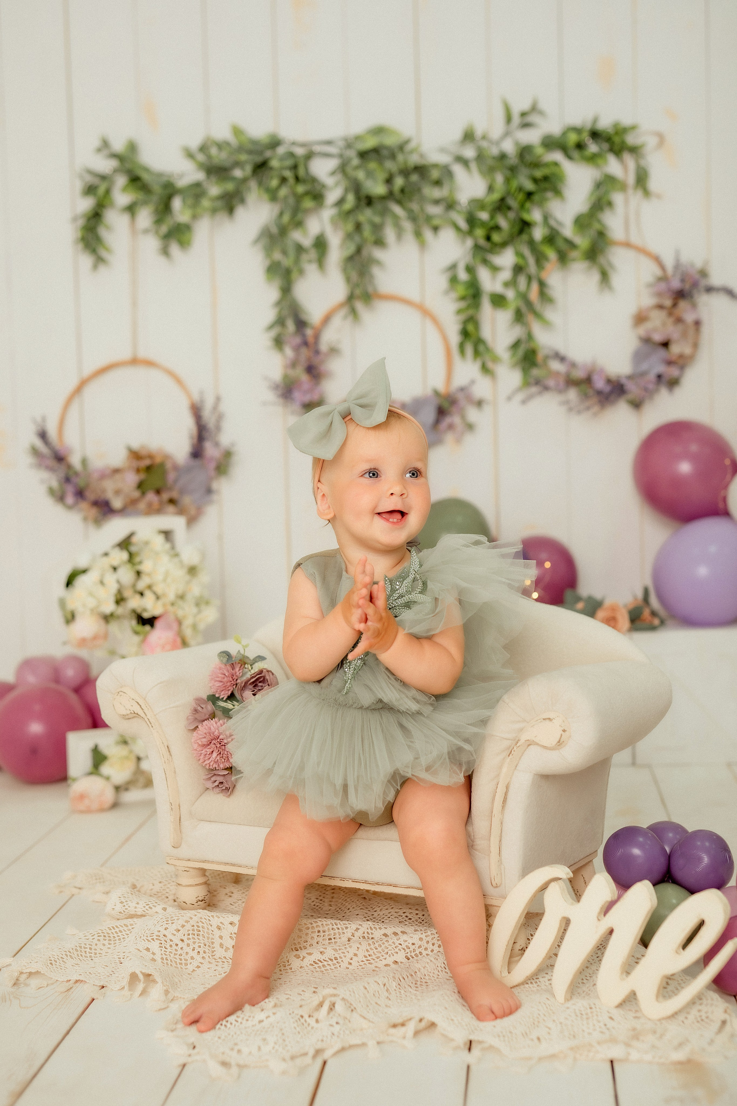 Классика для девочек. Детский и семейный фотограф в г. Ачинск Надежда Мелиоранская