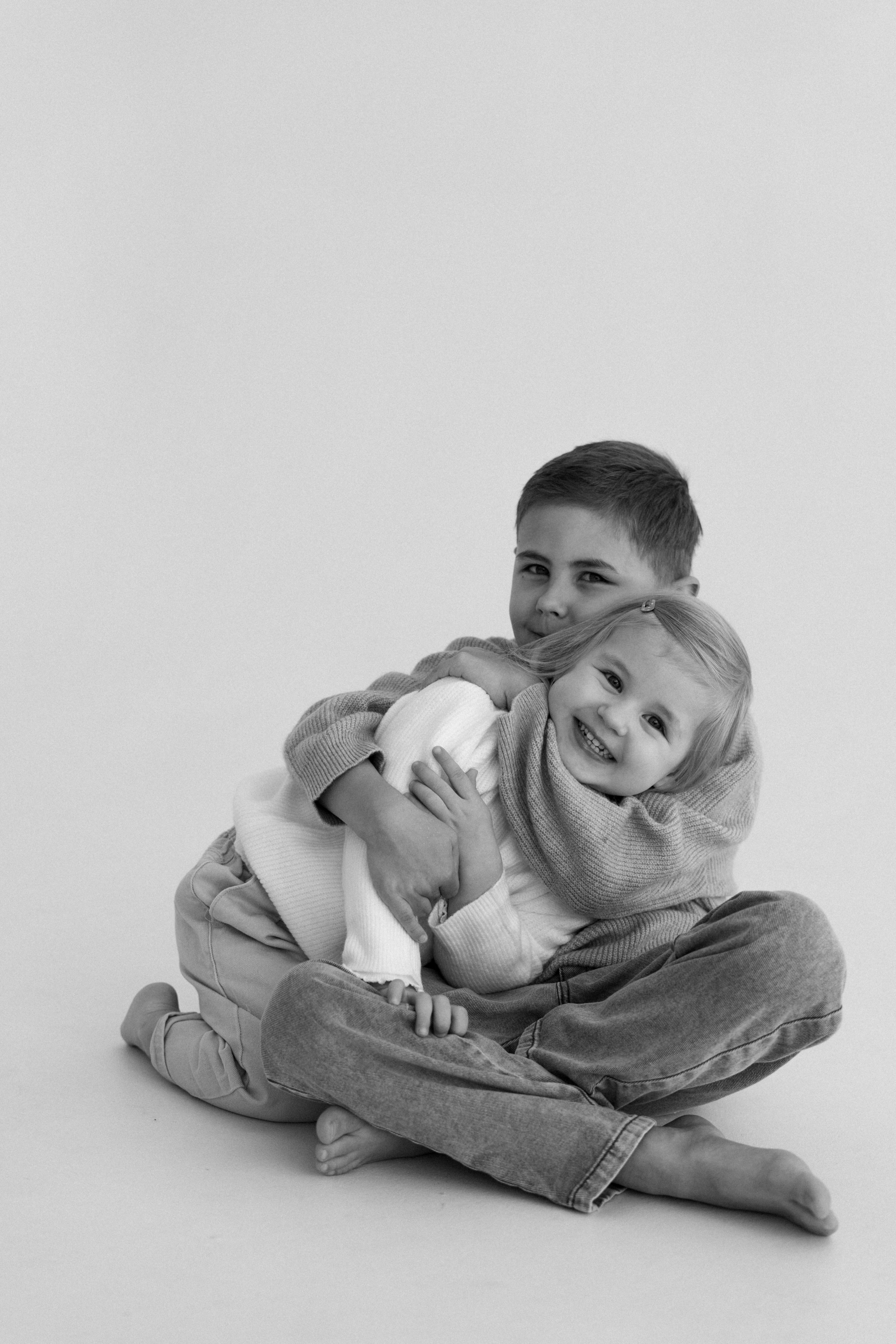 Оля, Артемий, Вера. Главная