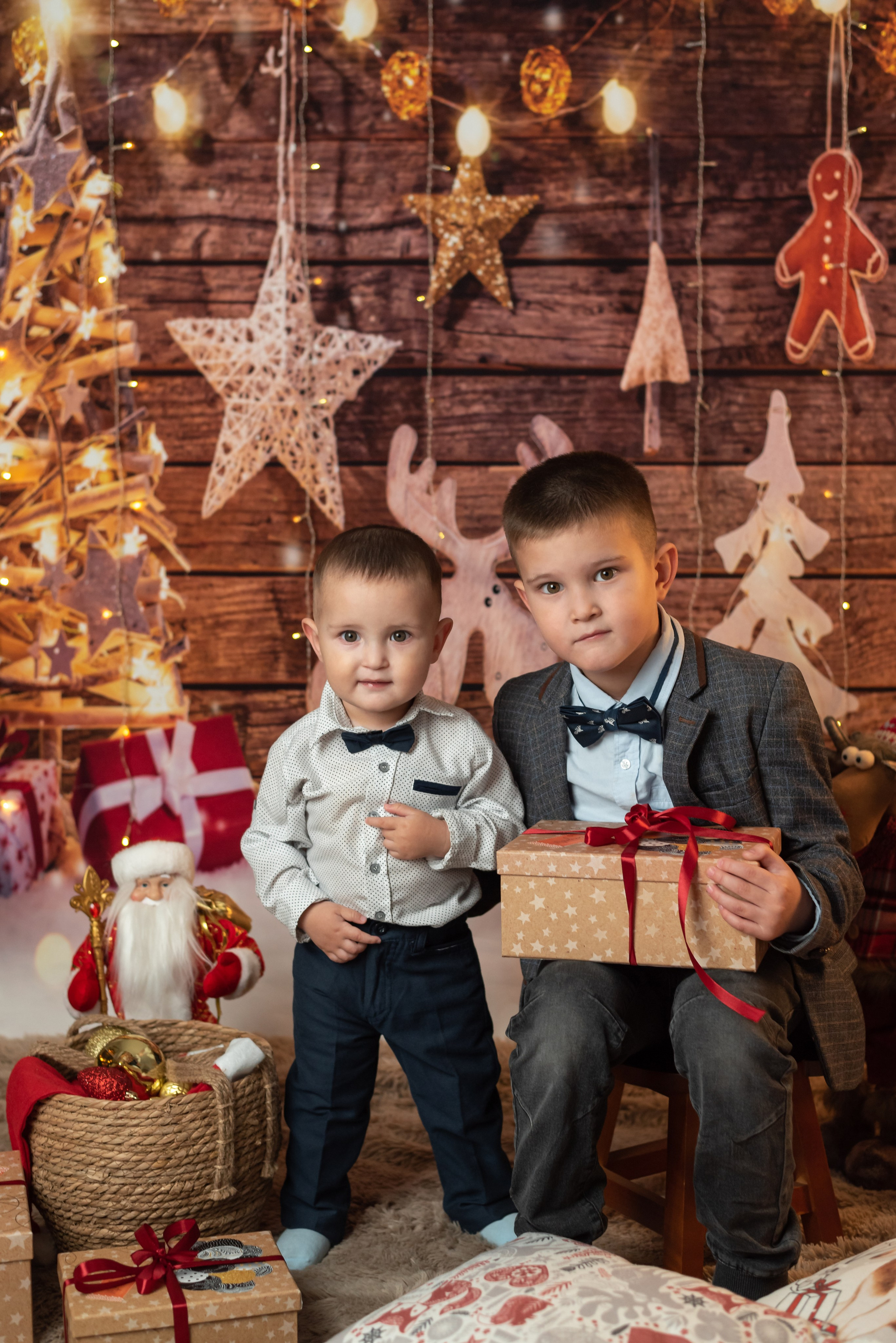 Мини-фотозона новогодняя «На Проспекте». Фотограф Лилия Арсланова Уфа Стерлитамак. Свадебные и семейные фотосесссии