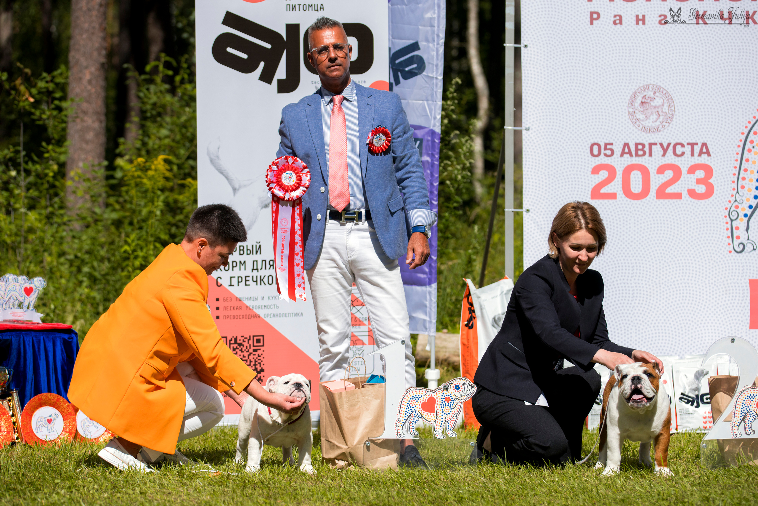 Крокус,Псков 5-6.08.2023. Фотограф-анималист Юлия Германика