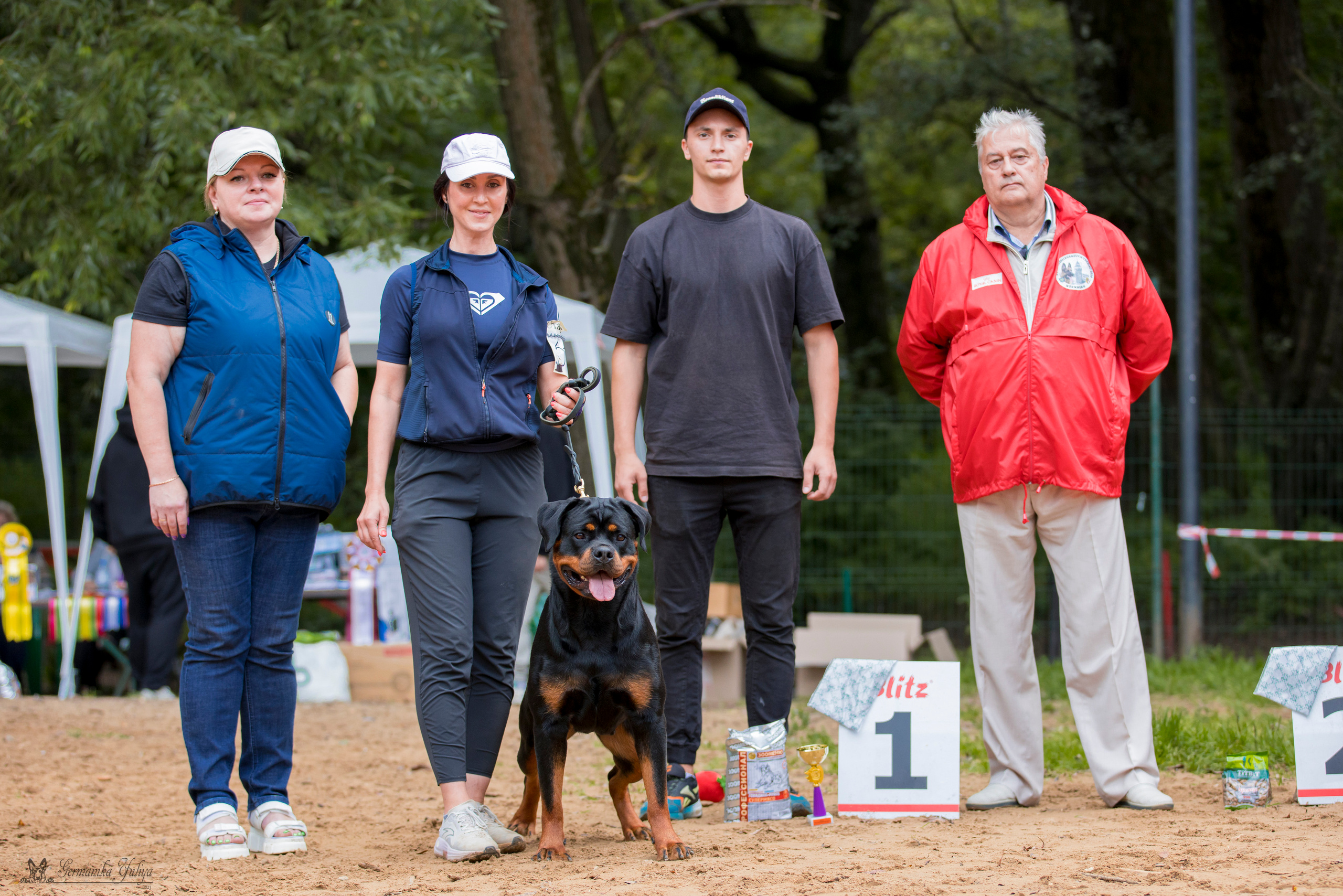 Ховрино 2хмоно ротвейлеров 13.08.2023. Фотограф-анималист Юлия Германика