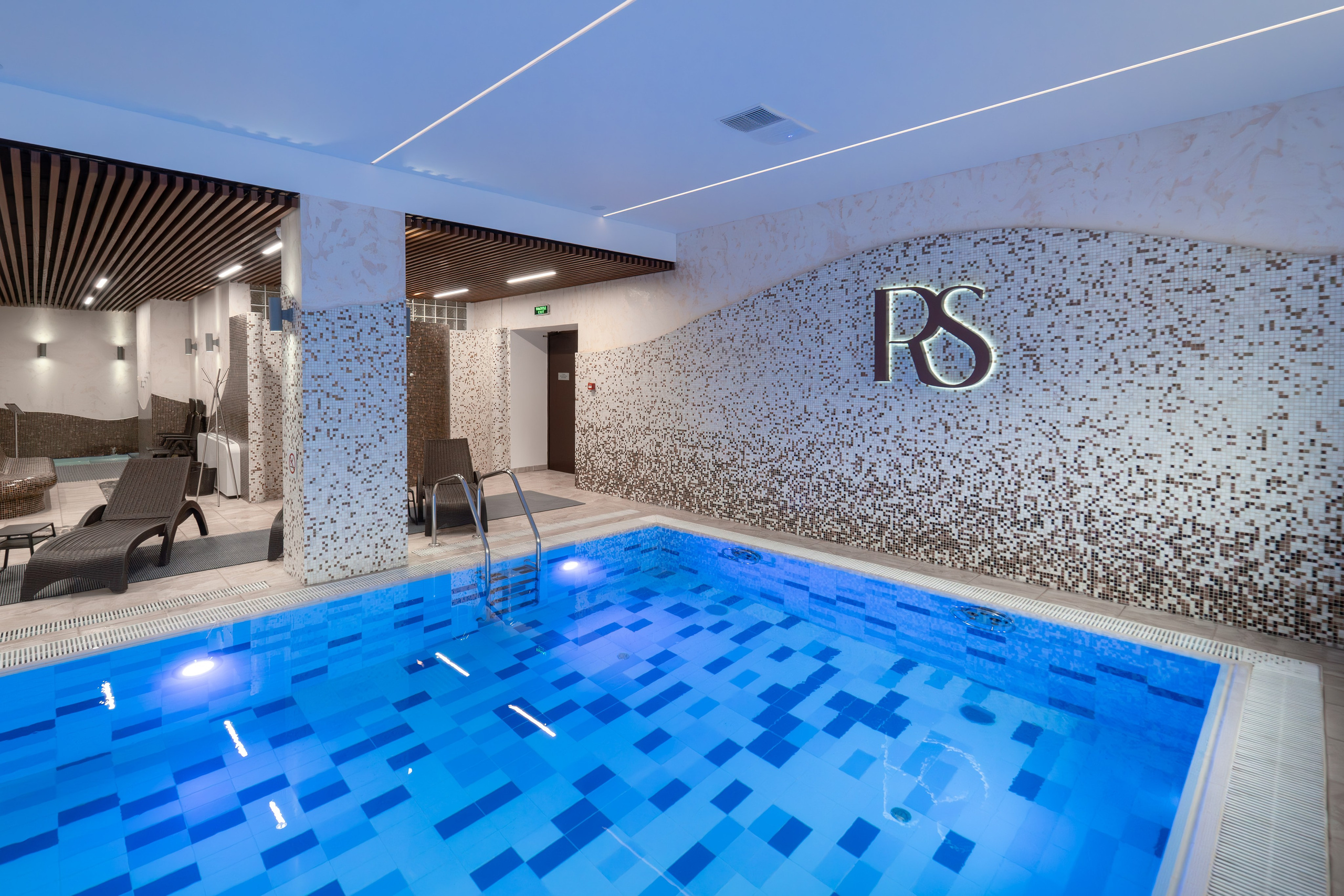 Термальная зона в отеле Rosa Springs. Репортажный фотограф в Красной Поляне и Сочи Павлюченко Екатерина