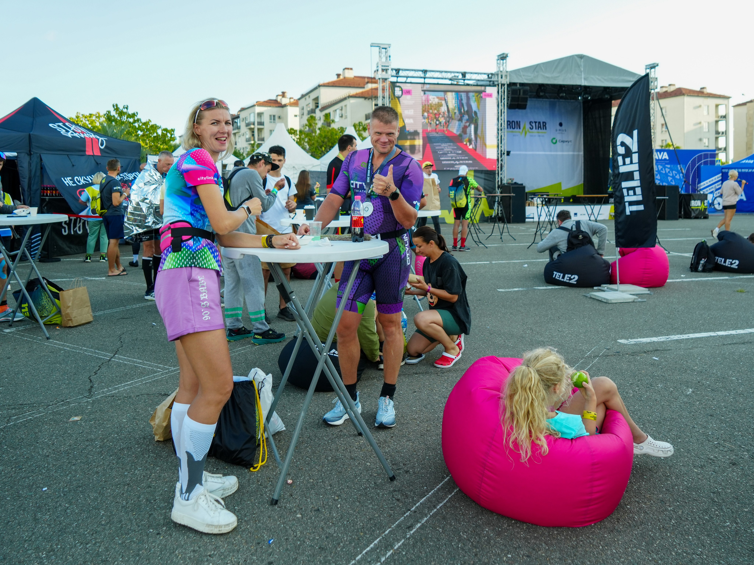 Фотоотчет партнерской интеграции для компании TELE2 на фестивале Ironstar. Репортажный фотограф в Красной Поляне и Сочи Павлюченко Екатерина