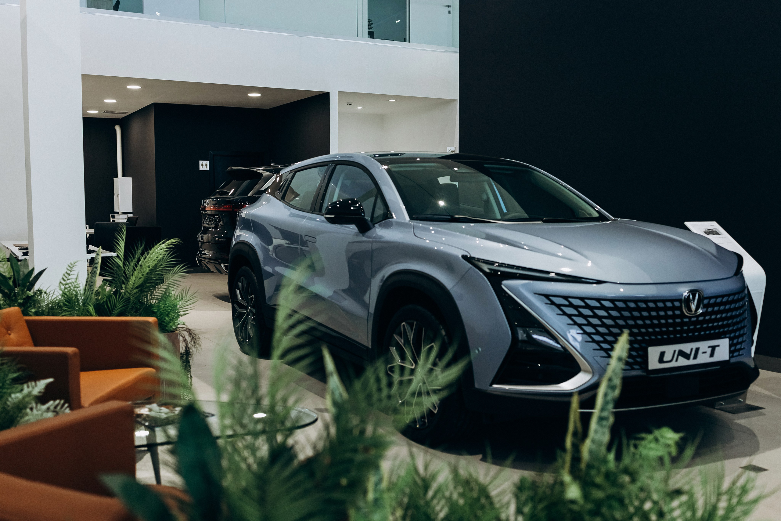 Автосалон OMODA \ Jaecoo \ Changan. Фотограф в Краснодаре Лагунов Владимир