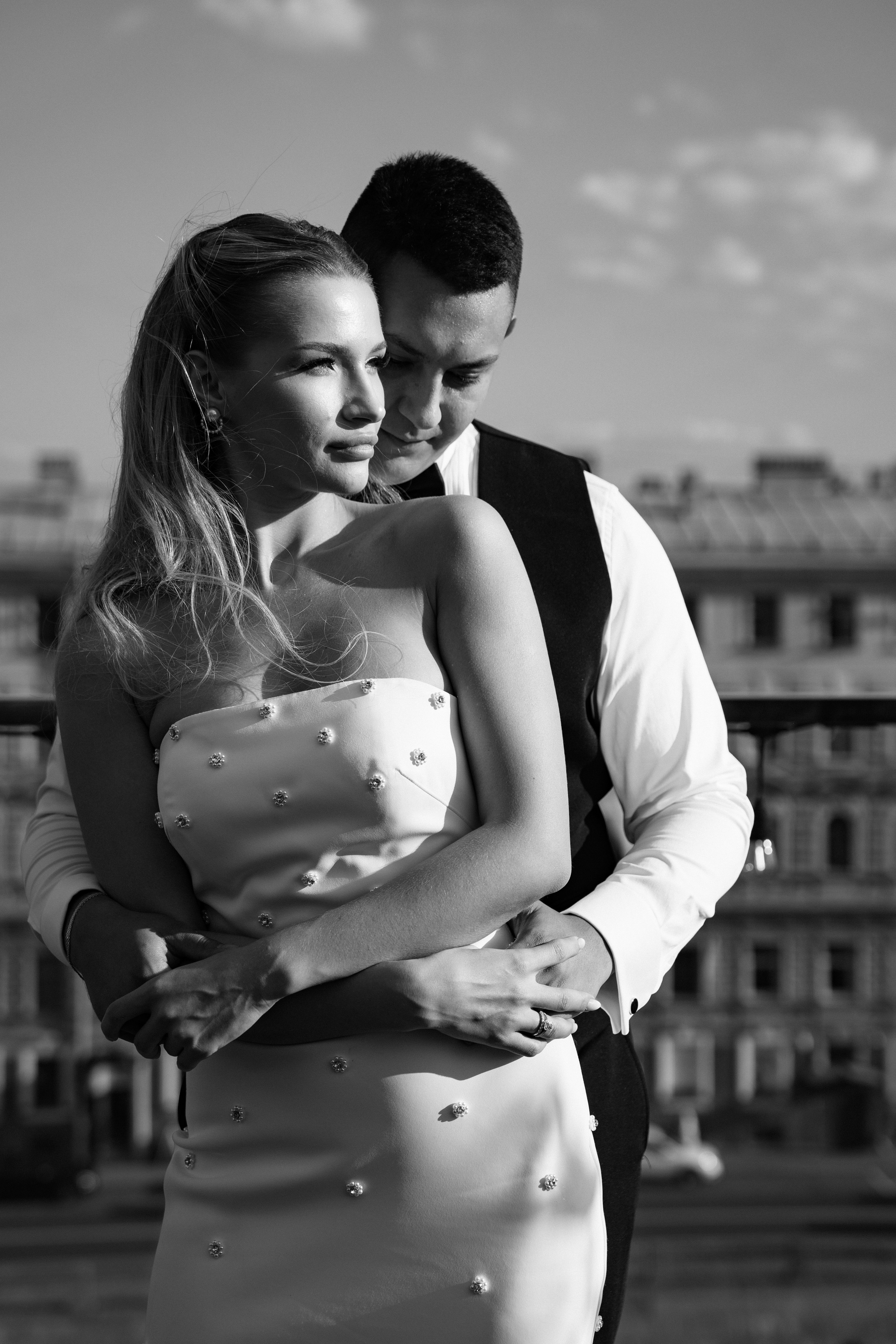 Виктория & Роман. Камерная городская свадьба в видовом ресторане в стиле современная классика. Свадебный фотограф организатор в Санкт-Петербурге Ассоль Опарина