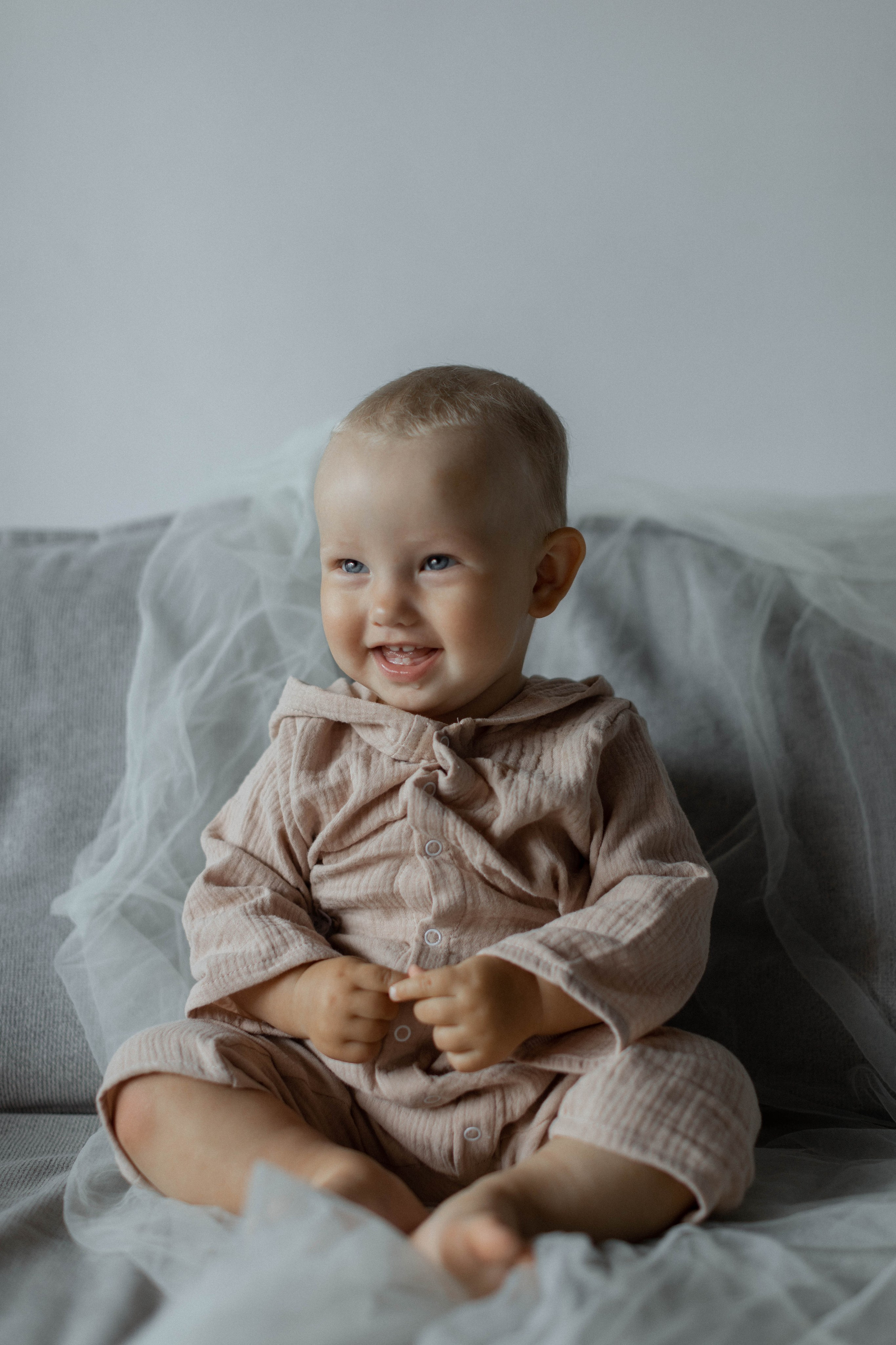 Артем, Виктория и их малыш