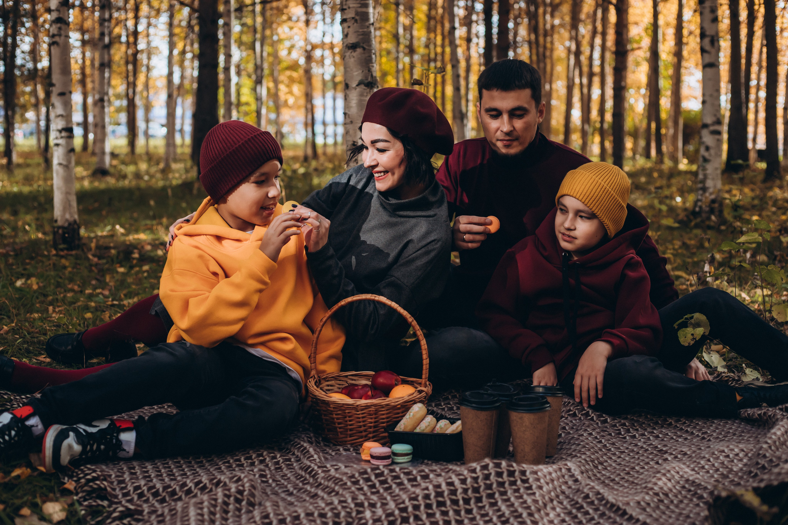 Семья Раяновых. Семейный фотограф Нижневартовск Тюмень Ефимова Ирина