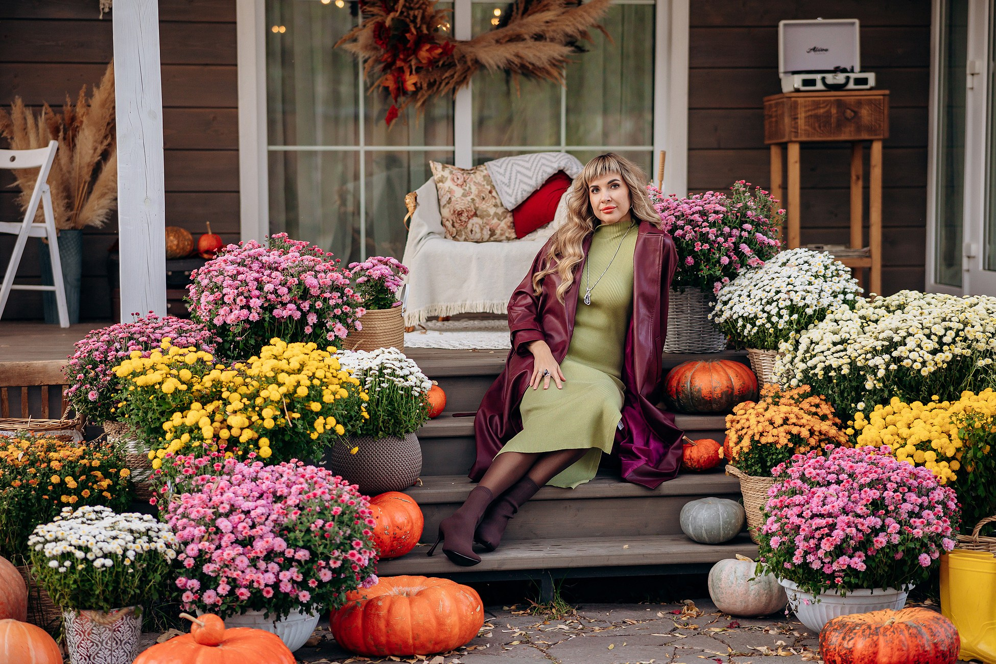 Юлия в осеннем фотодоме. Семейный фотограф в Пензе Мария Левина