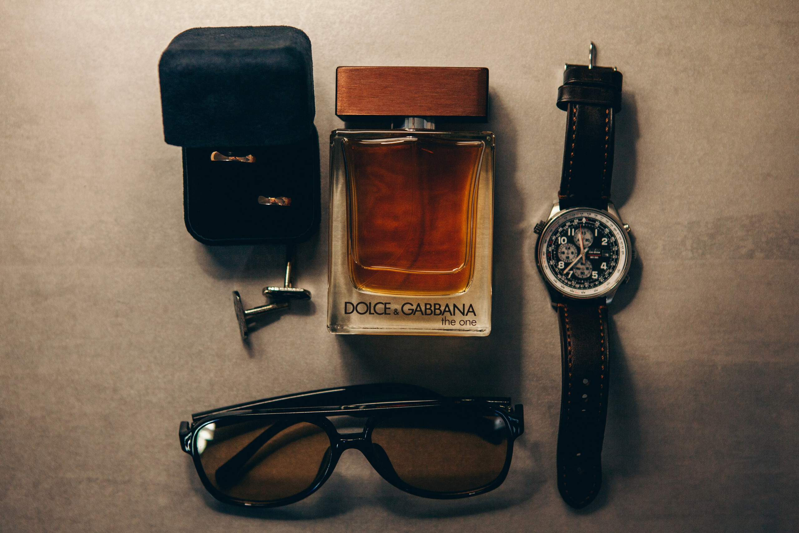 Свадебная фотосессия в отеле hartwell hotel и на патриарших прудах. Фотограф Ольга Ефремова