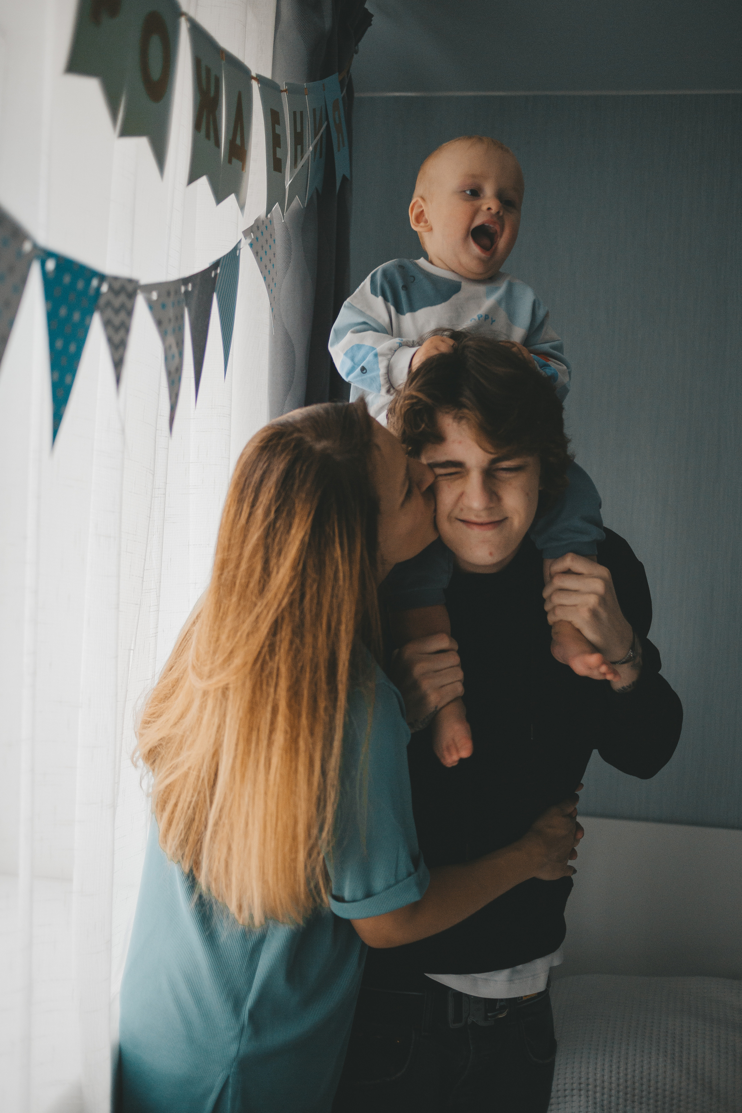 семейная фотосессия мамы с детьми