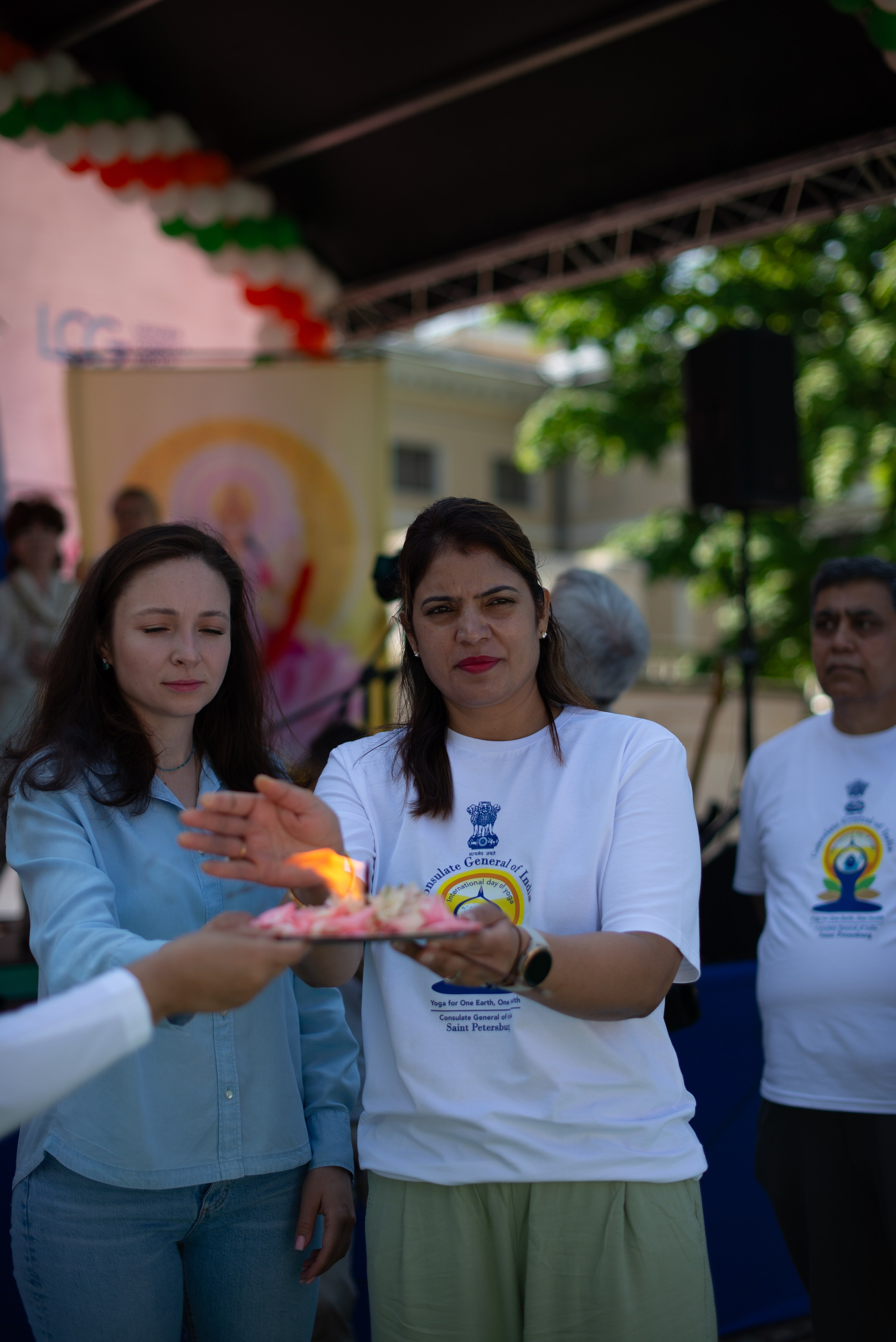 Посмотри День Йоги Санкт- Петербург 2025. Victoria Radjevna Репортажный Фотограф — Видеограф Москва • Санкт-Петербург