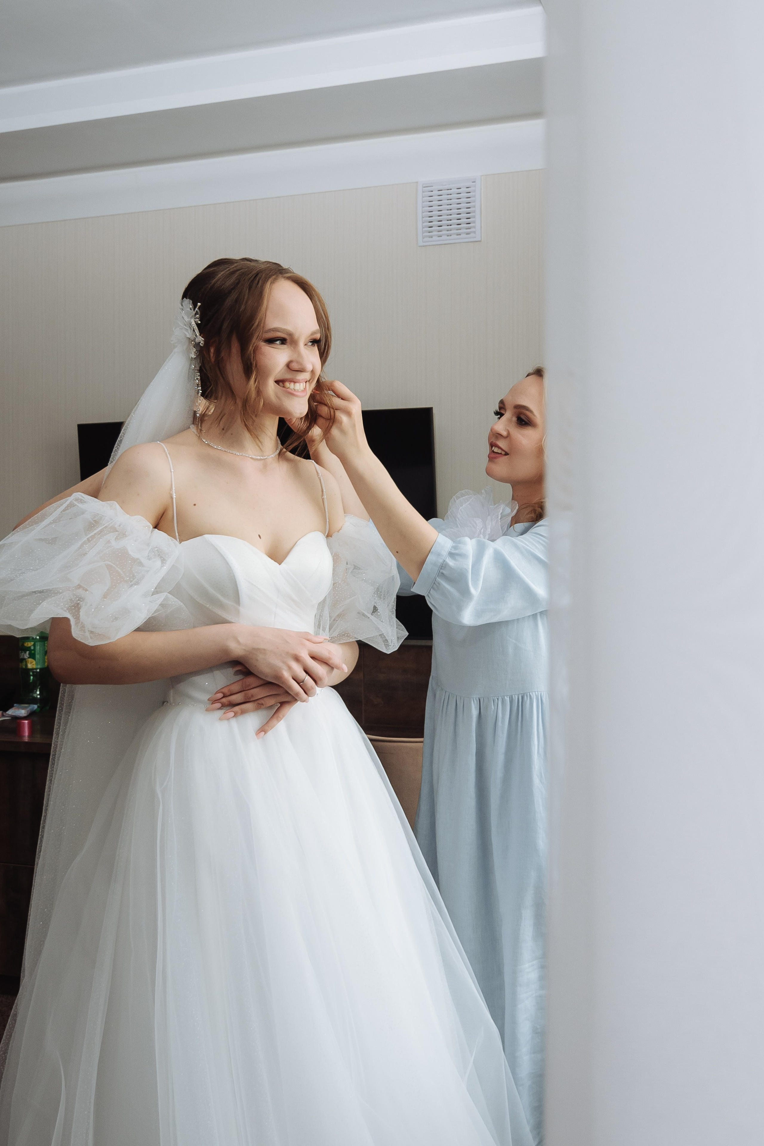 Свадебная съёмка для Ирины и Николая. Сборы в отеле. Свадебный и семейный фотограф г. Ярославль Савинская Анастасия