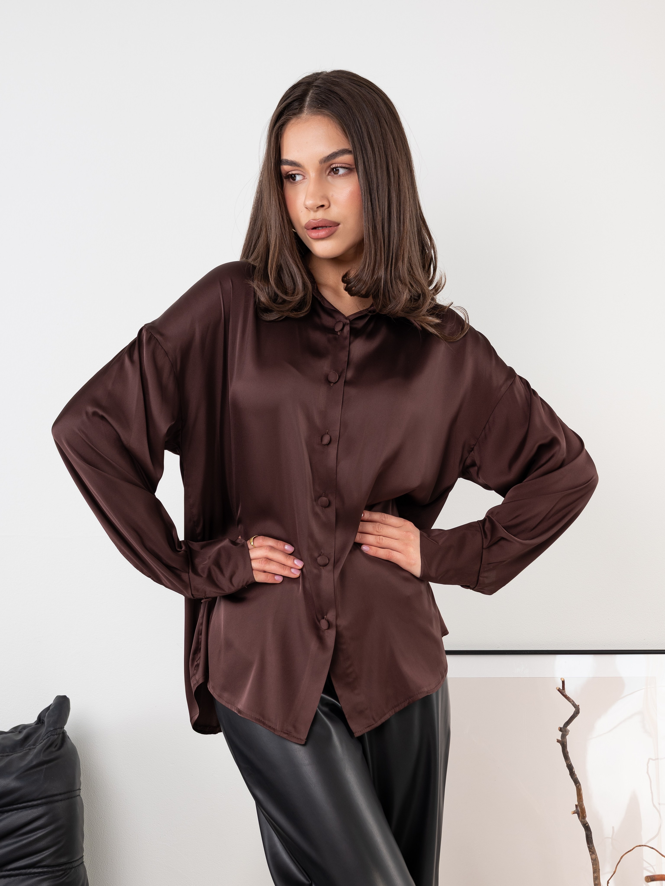 Атласные рубашки. Предметный фотограф, фото для маркетплейсов Пятигорск, КМВ