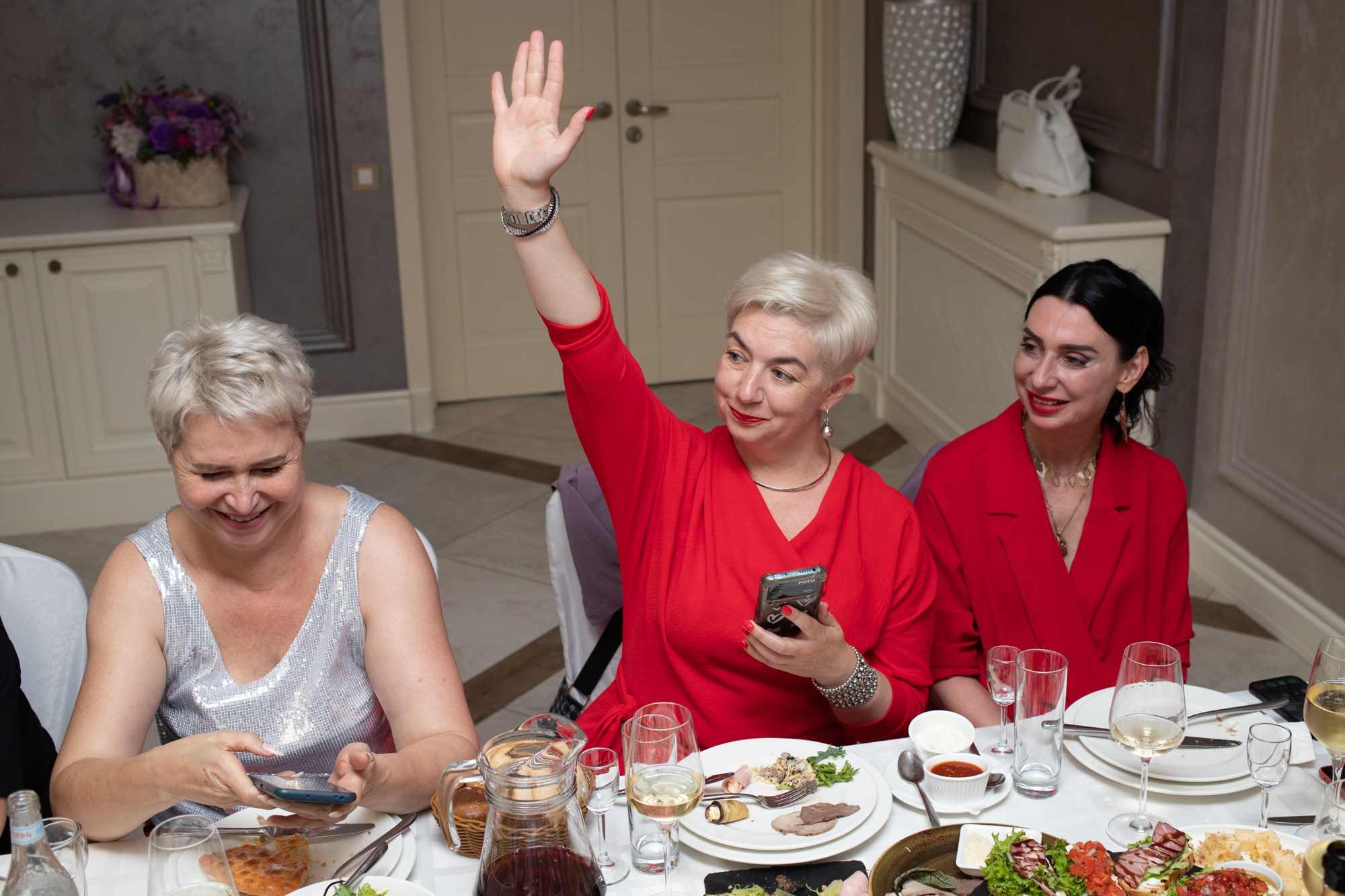 Выпускной 9-й класс. Репортажный, промышленный и маркетплейс-фотограф Дмитрий Чернат