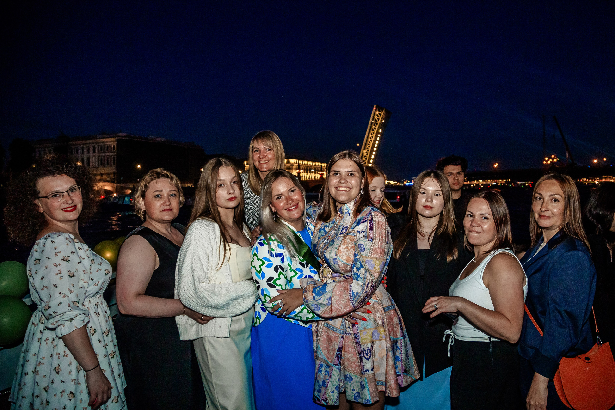 Выпускной на теплоходе. Фотограф в Санкт-Петербурге Чумаков Семен