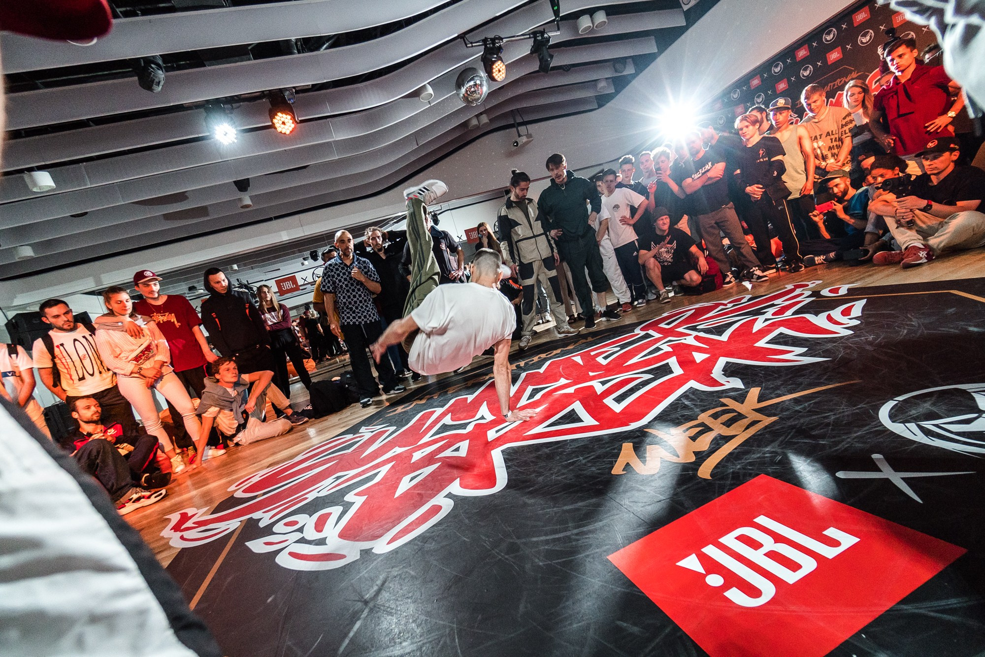 Dance Week JBL x PREDATORZ. Репортажный и свадебный фотограф в Москве