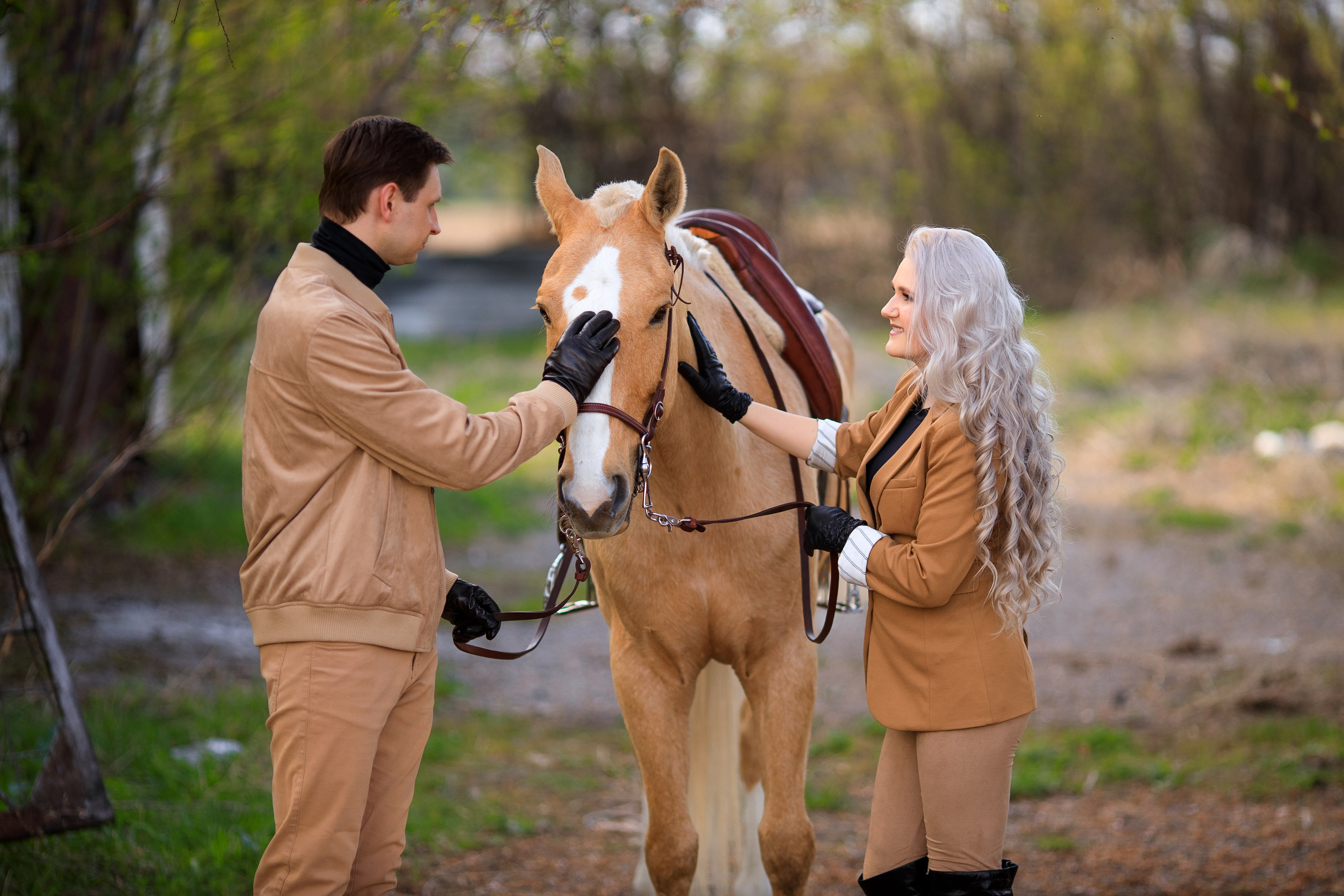 LoveStory с лошадью в Алматы. Свадебный и семейный фотограф в Алматы Алексей Балышев