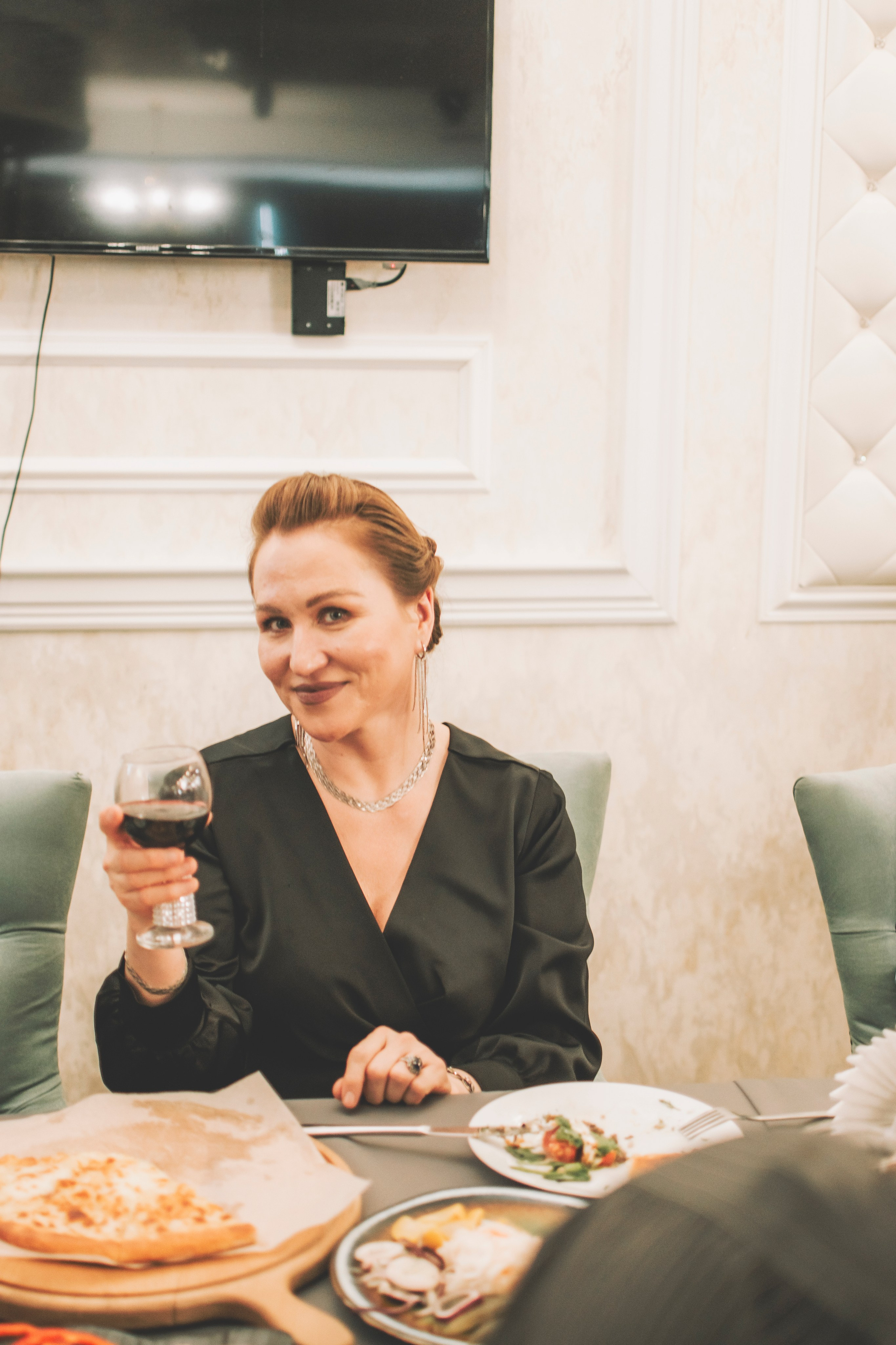 26.04.2025 (Фотосессия, роспись в Онии + фото с банкета). Семейный и свадебный фотограф Губкинский и Ставрополь