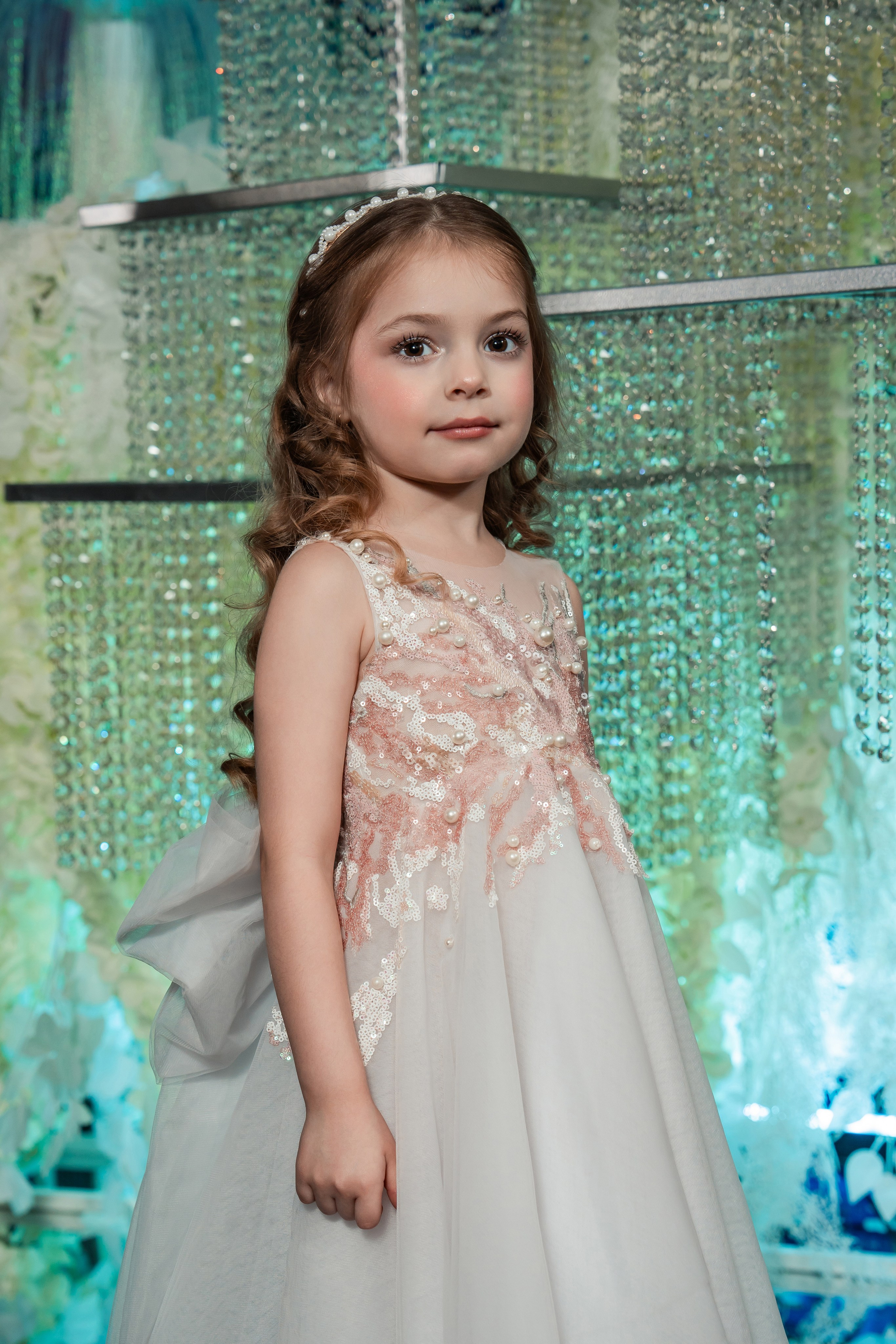 Параллельные Миры «Золотая Неделя» 2025. Крамер Юлиана детский и семейный фотограф