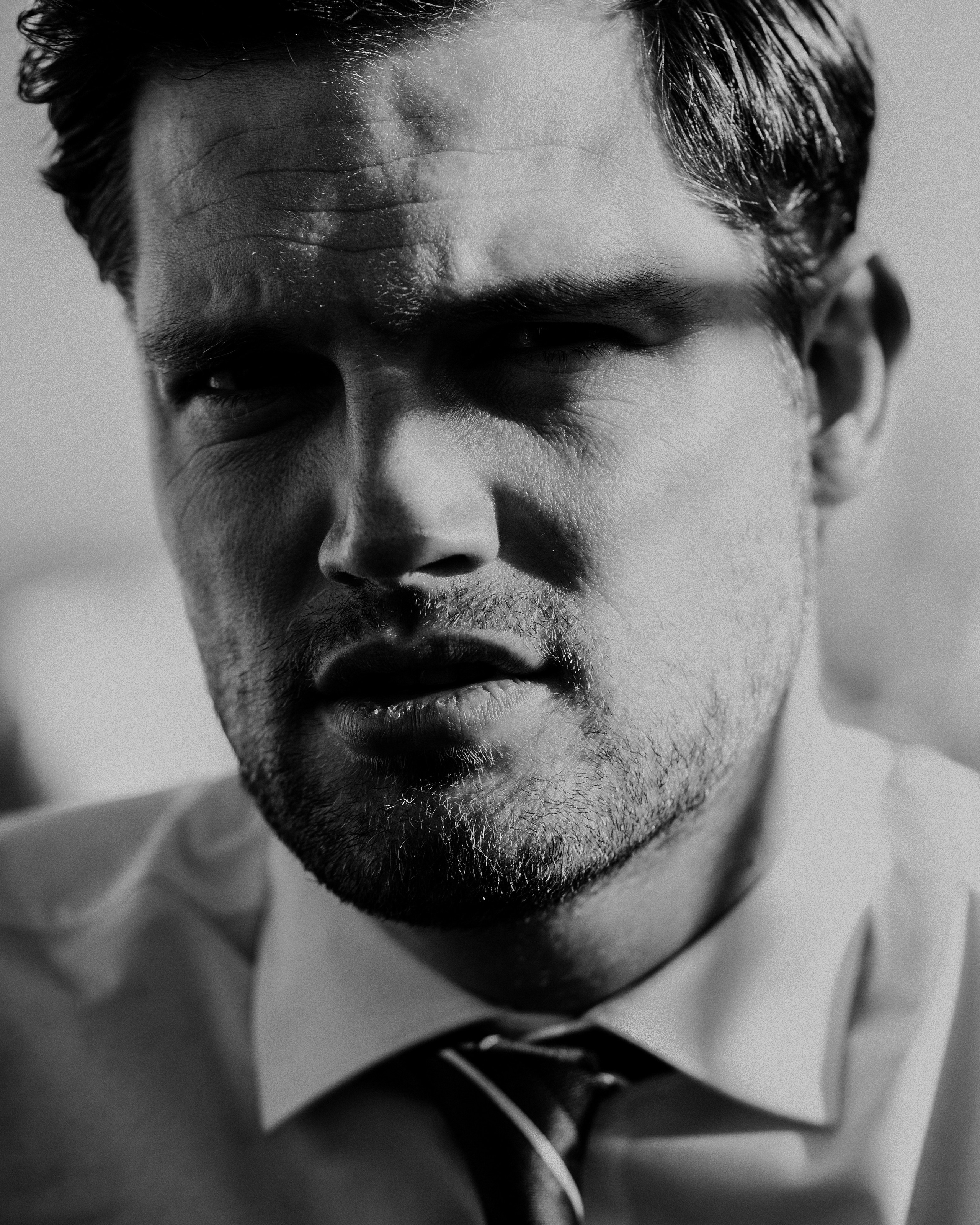 Мужской портрет. Диана — портретный фотограф. Снимаю по всему миру