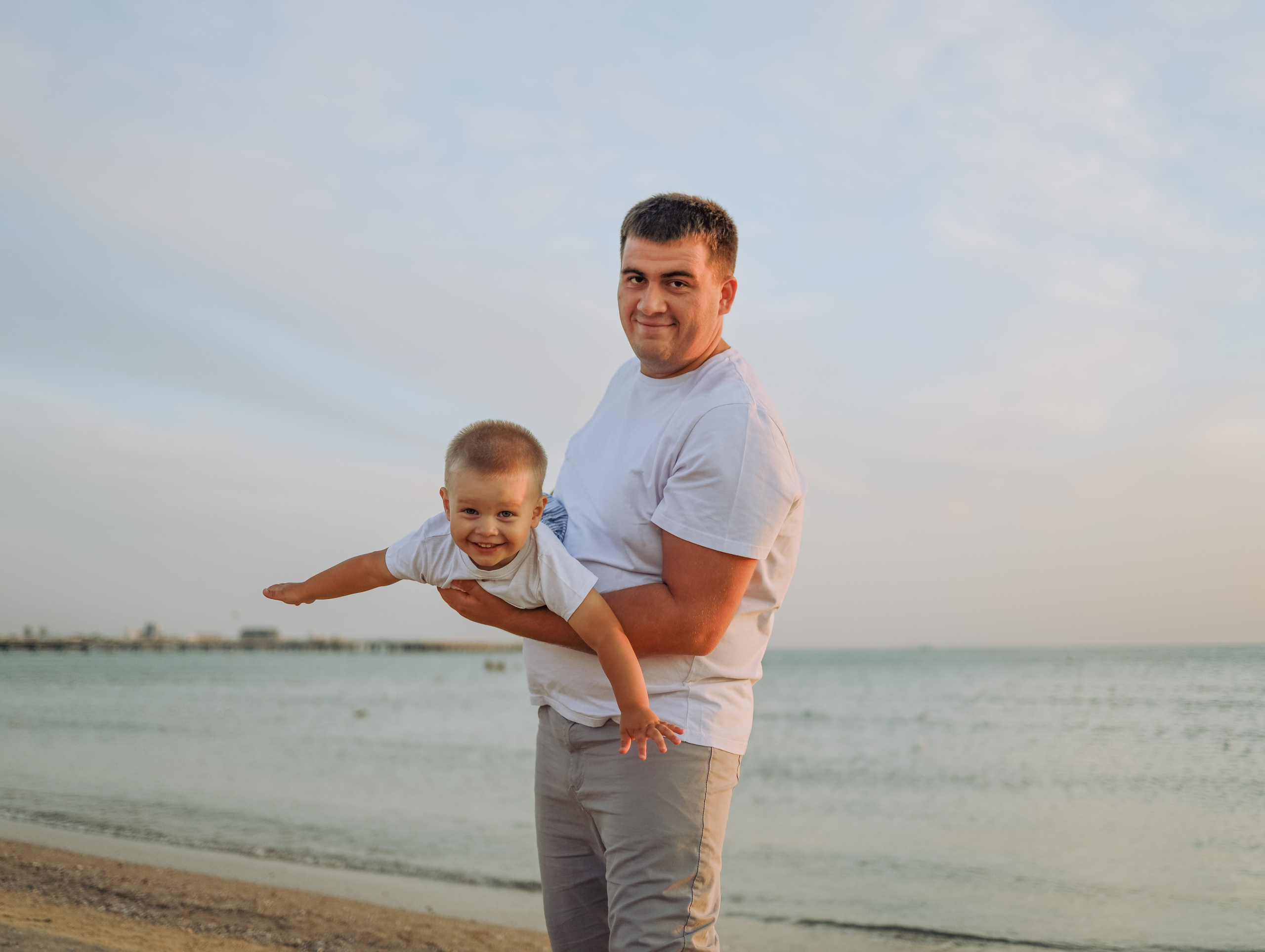 Александр. Главная