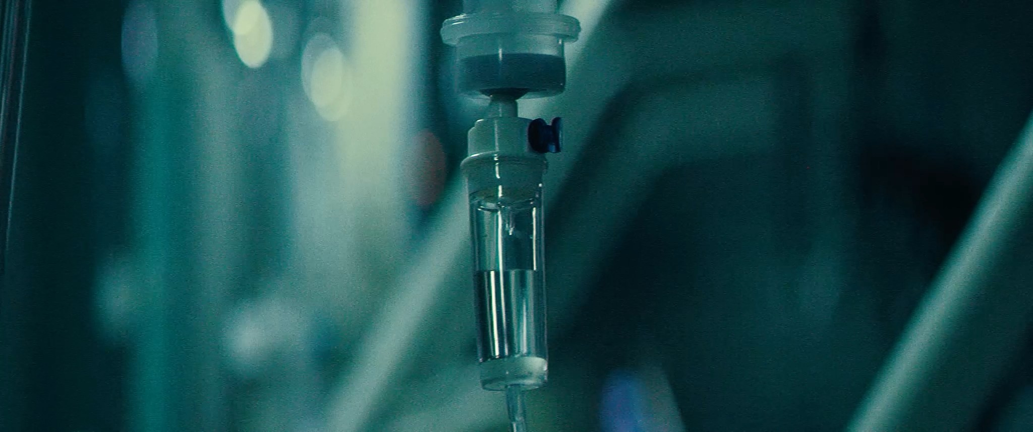 Цветокоррекция ролика «Коронавирус». Цветокоррекция и мастеринг видео в Санкт-Петербурге — Антон Евтягин