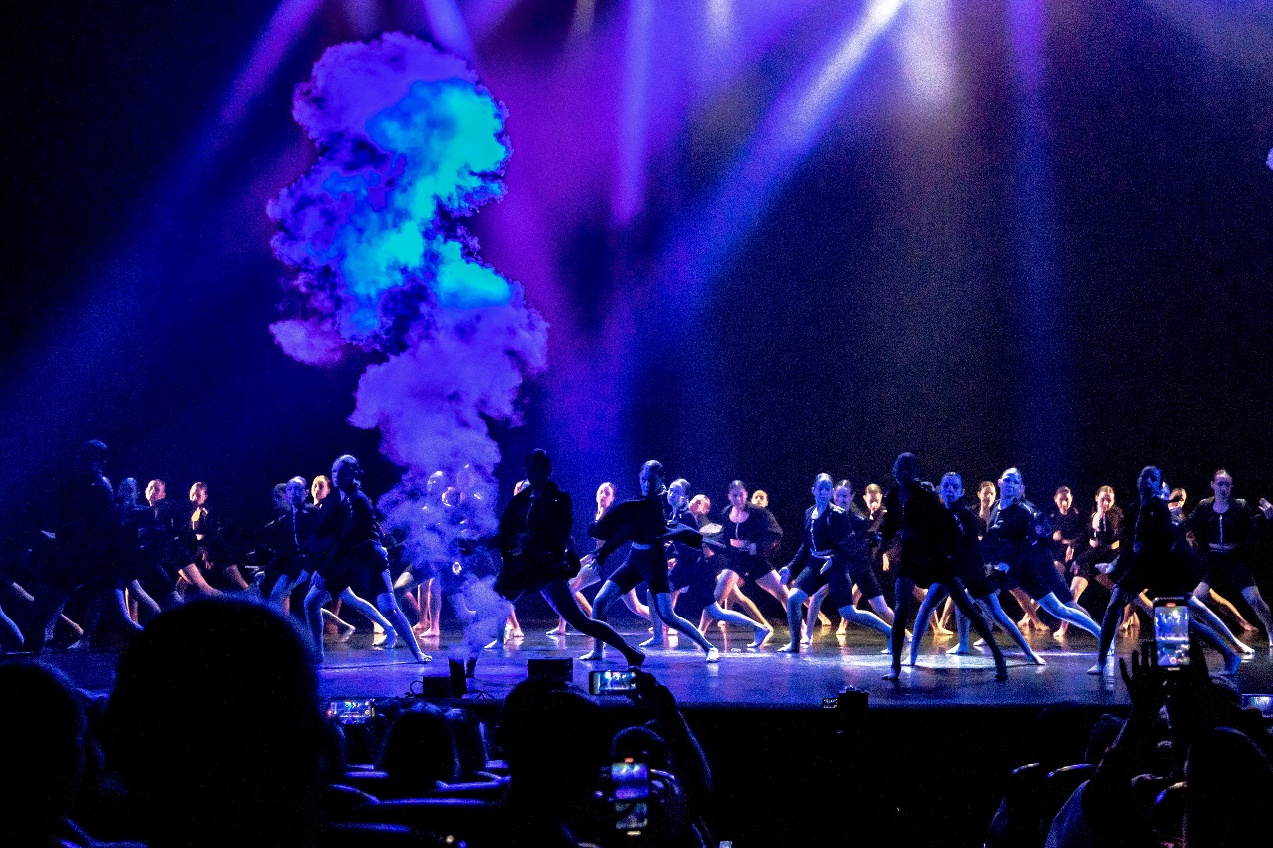 ОТЧЕТНЫЙ КОНЦЕРТ ХОРЕОГРАФИЧЕСКОЙ ШКОЛЫ НИКА. Фотограф в Сочи Юрий Шептаев