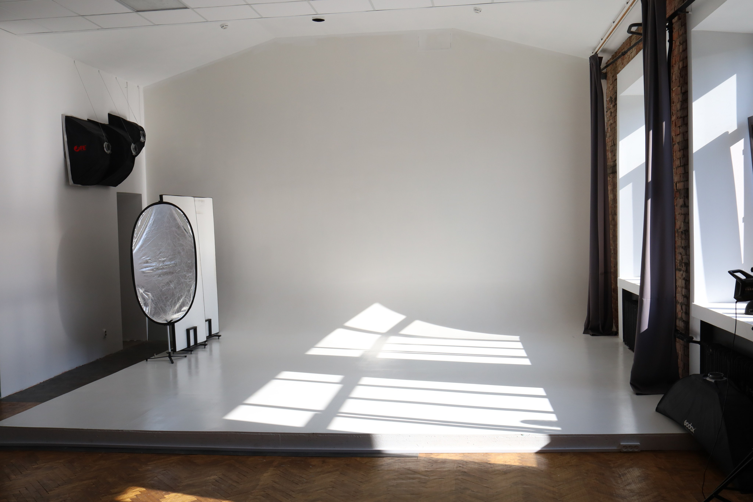 Фотостудия и Автопортретная в Самаре | ИМПУЛЬС