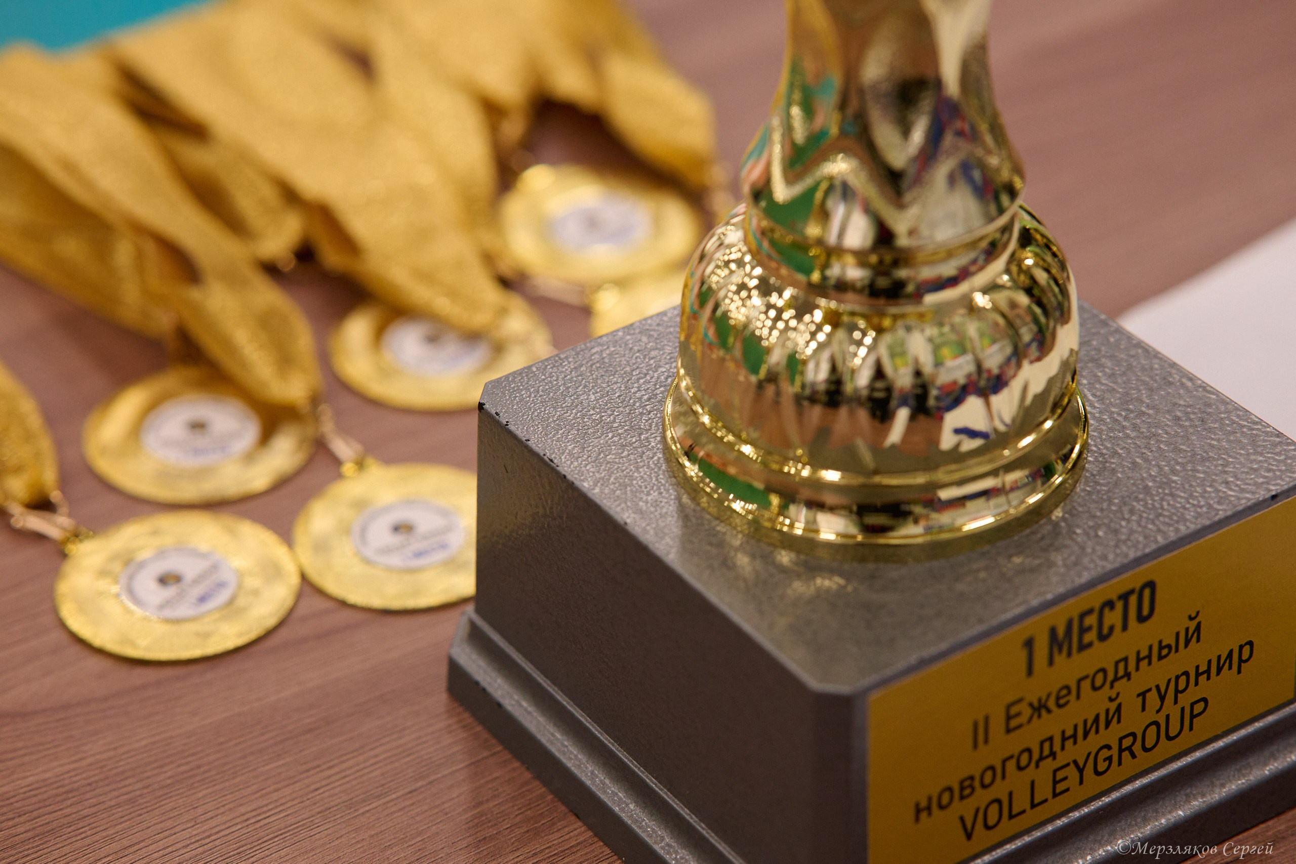 Новогодний волейбольный турнир. Ижевск. 16.12.23. Спортивный репортажный фотограф в Ижевске Сергей Мерзляков