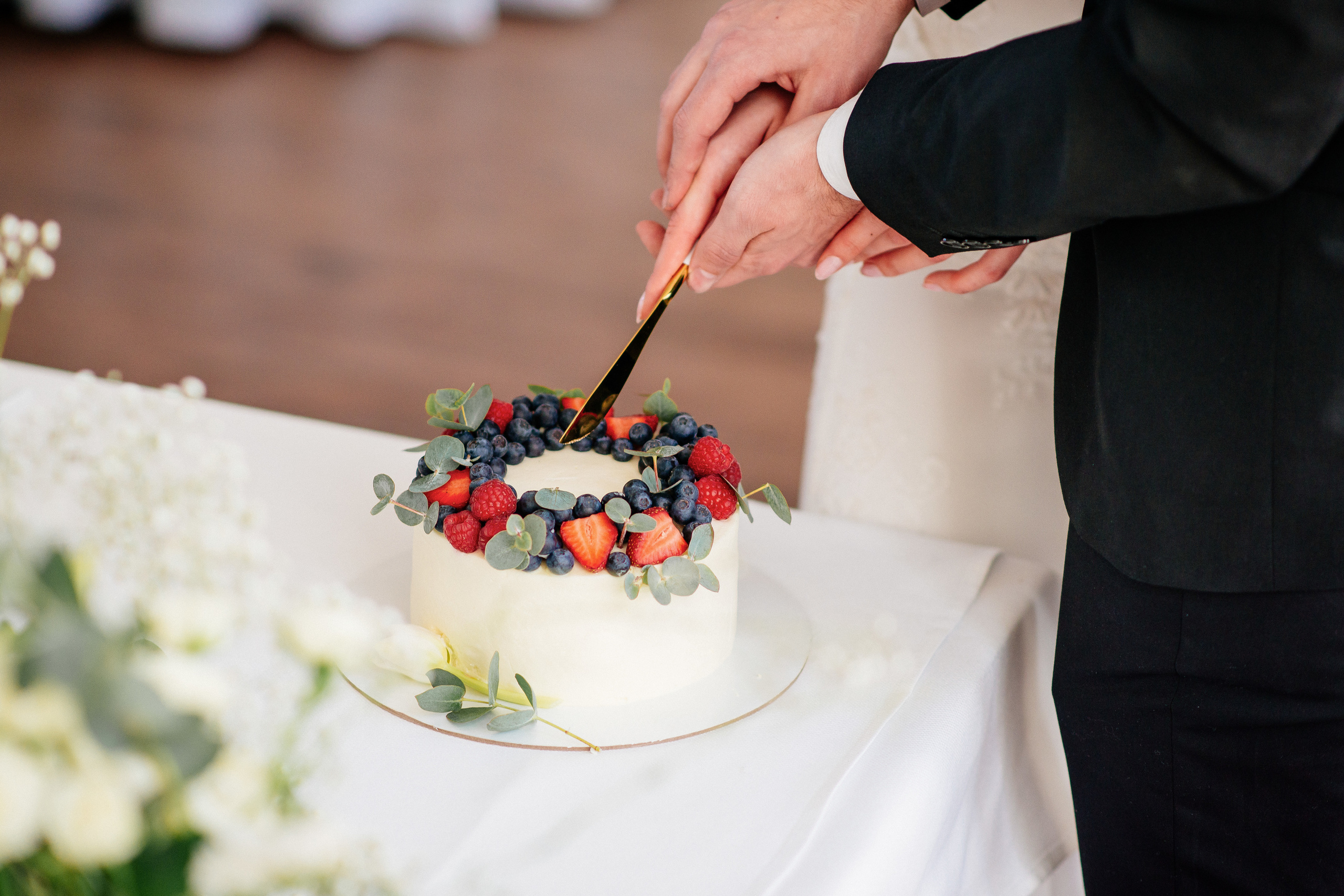 Свадьба в ресторане Villa Politica. Семейный и свадебный фотограф Семенова Инна