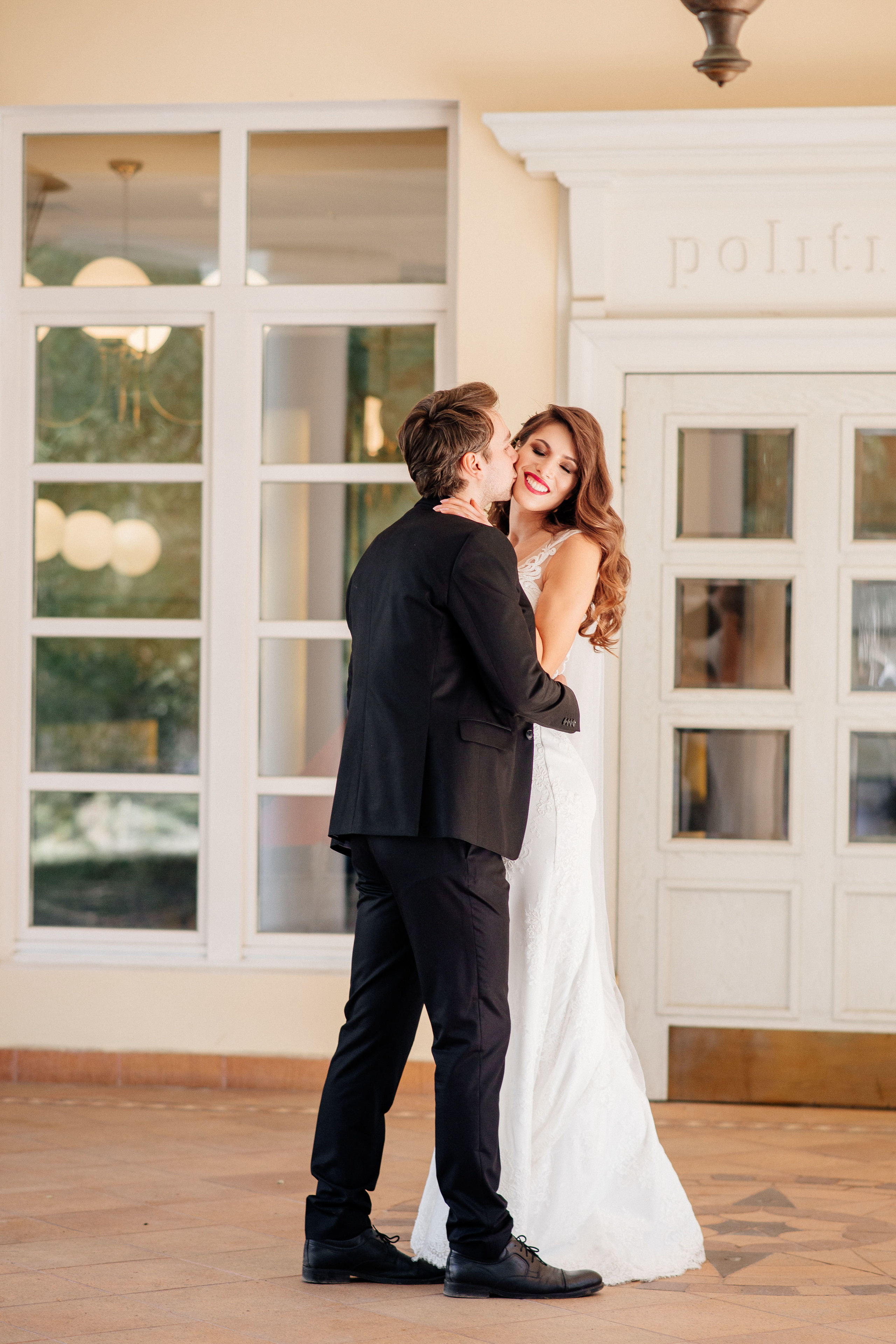 Свадьба в ресторане Villa Politica. Семейный и свадебный фотограф Семенова Инна