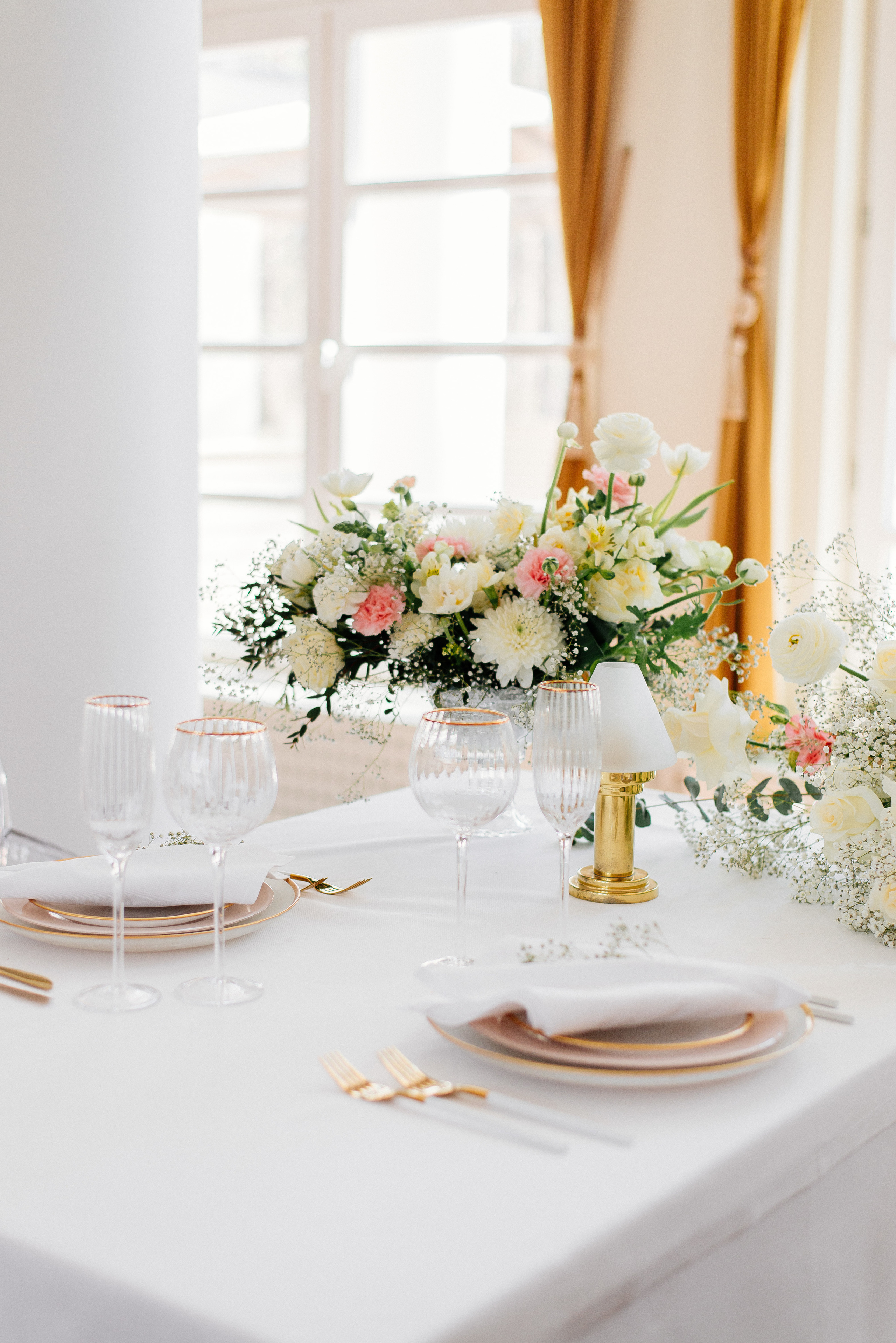 Свадьба в ресторане Villa Politica. Семейный и свадебный фотограф Семенова Инна