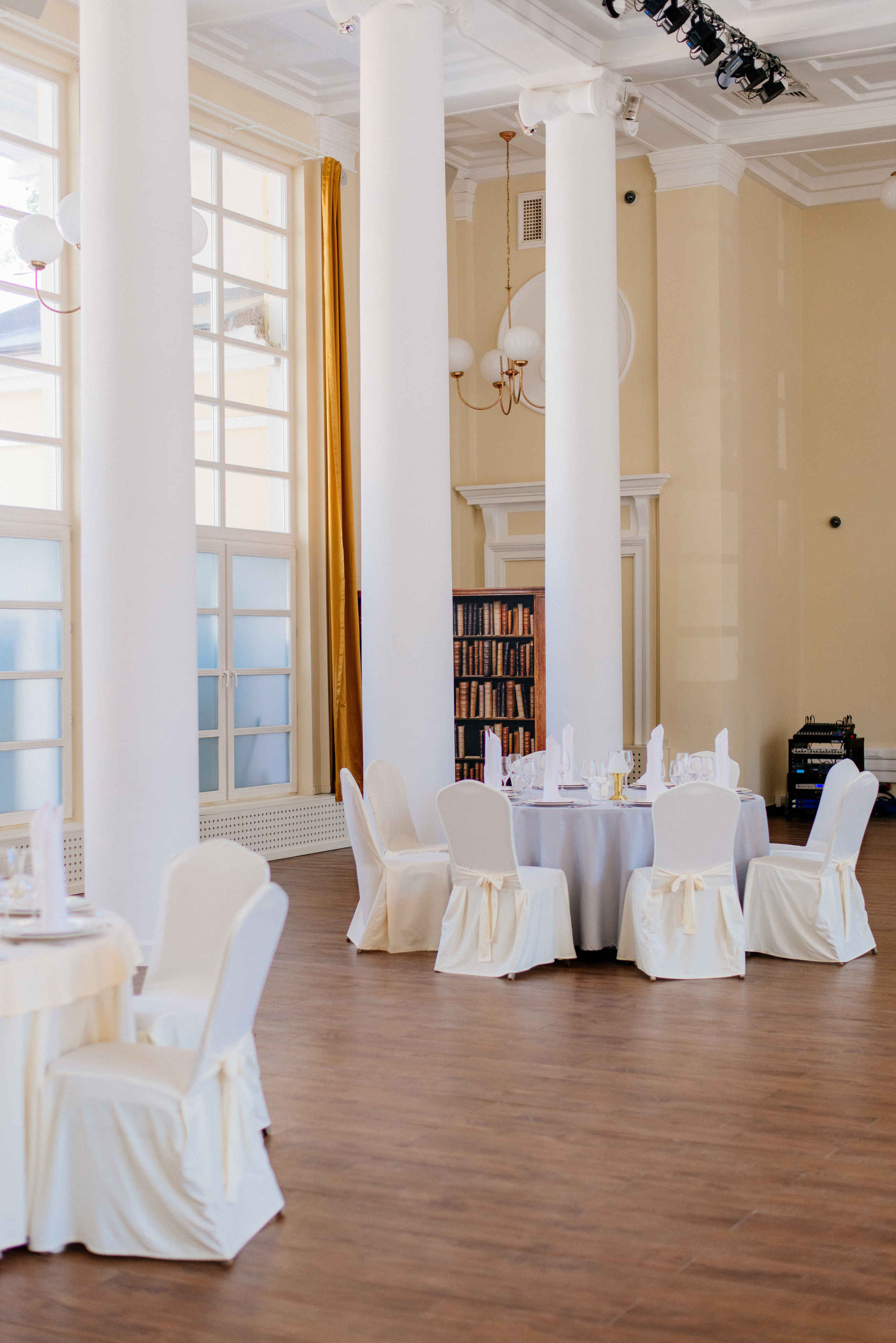 Свадьба в ресторане Villa Politica. Семейный и свадебный фотограф Семенова Инна