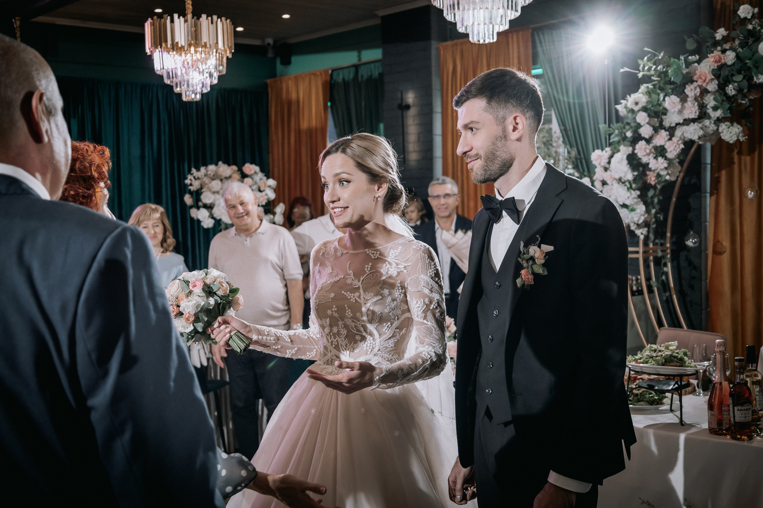 Свадебный день. Дарья и Джем. Свадебная фотография. Арина Рубах