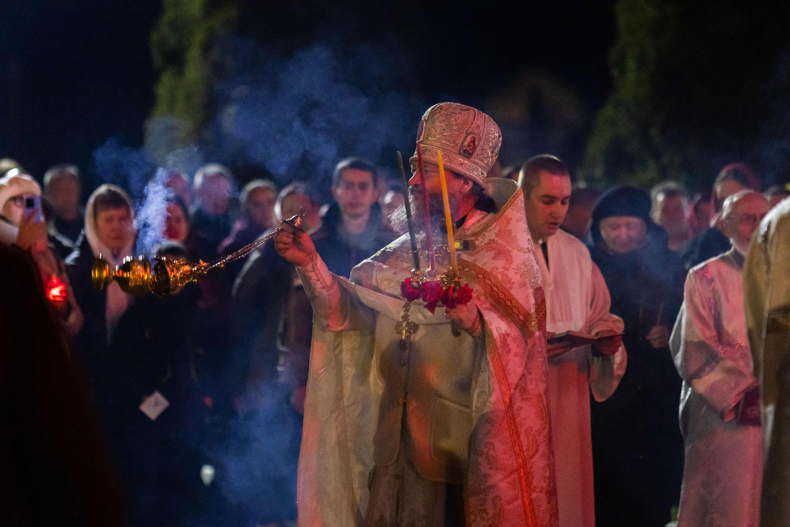 Пасха Воскресенский храм с Ашитково. Семейный и детский фотограф Анна Петракова