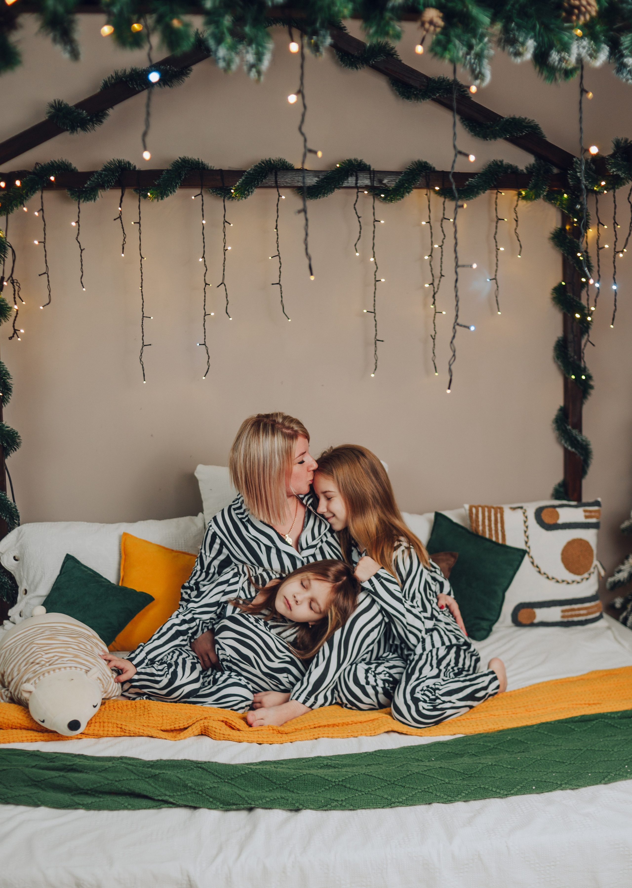 Оля и ее доченьки. Фотограф Брянск