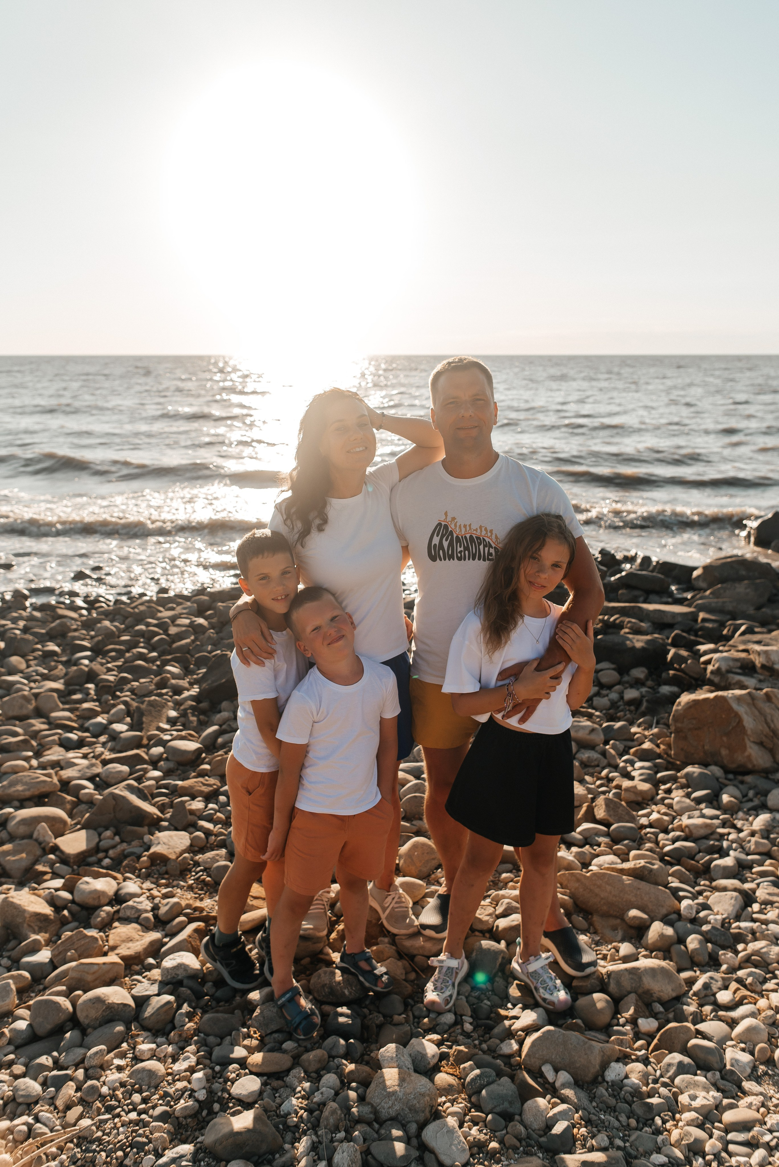 Отпуск на теплом море и маяк. Детский и семейный фотограф выпускной альбом Приморско-Ахтарск