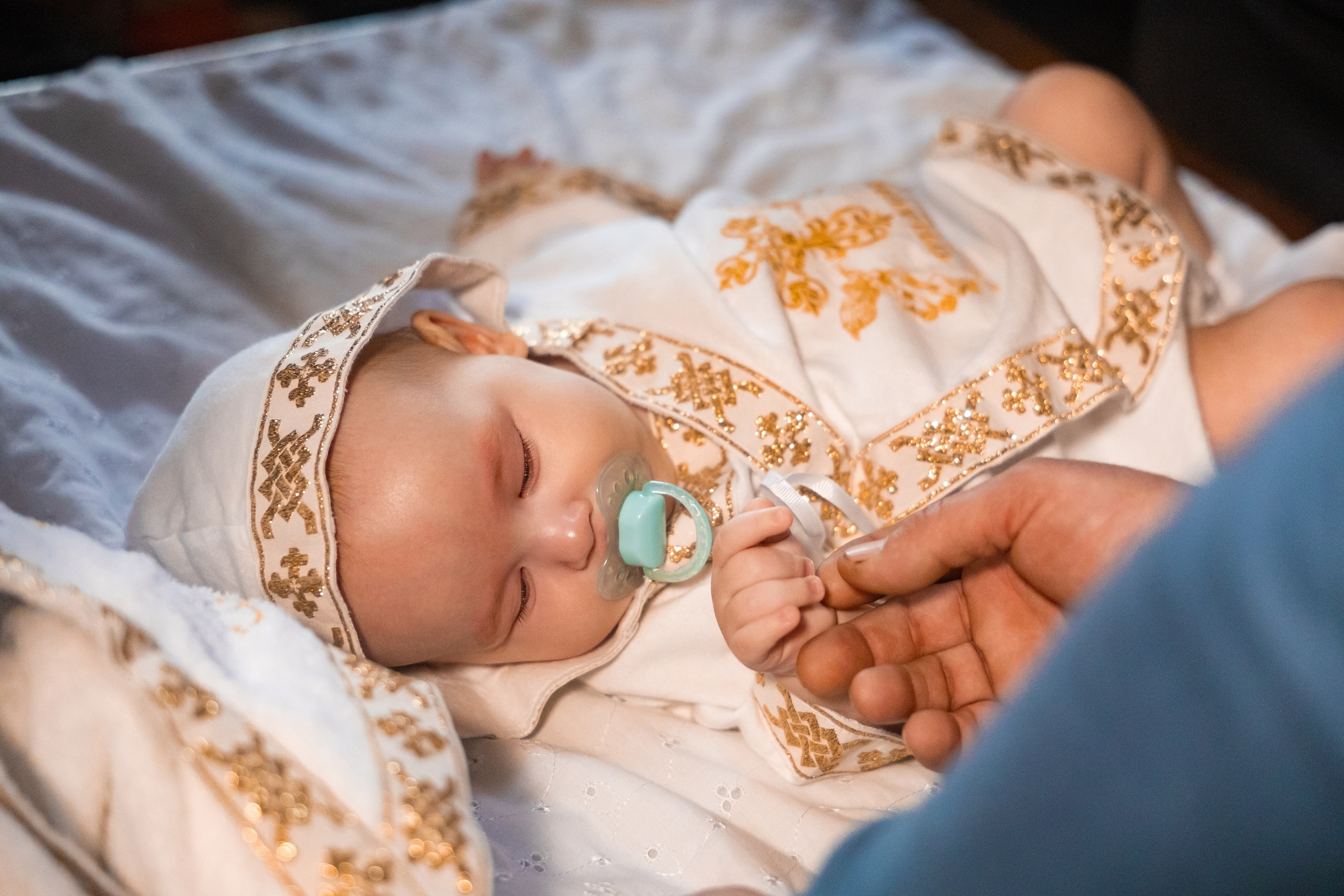 Крещение в храме возле Рио. Фотограф Белгород